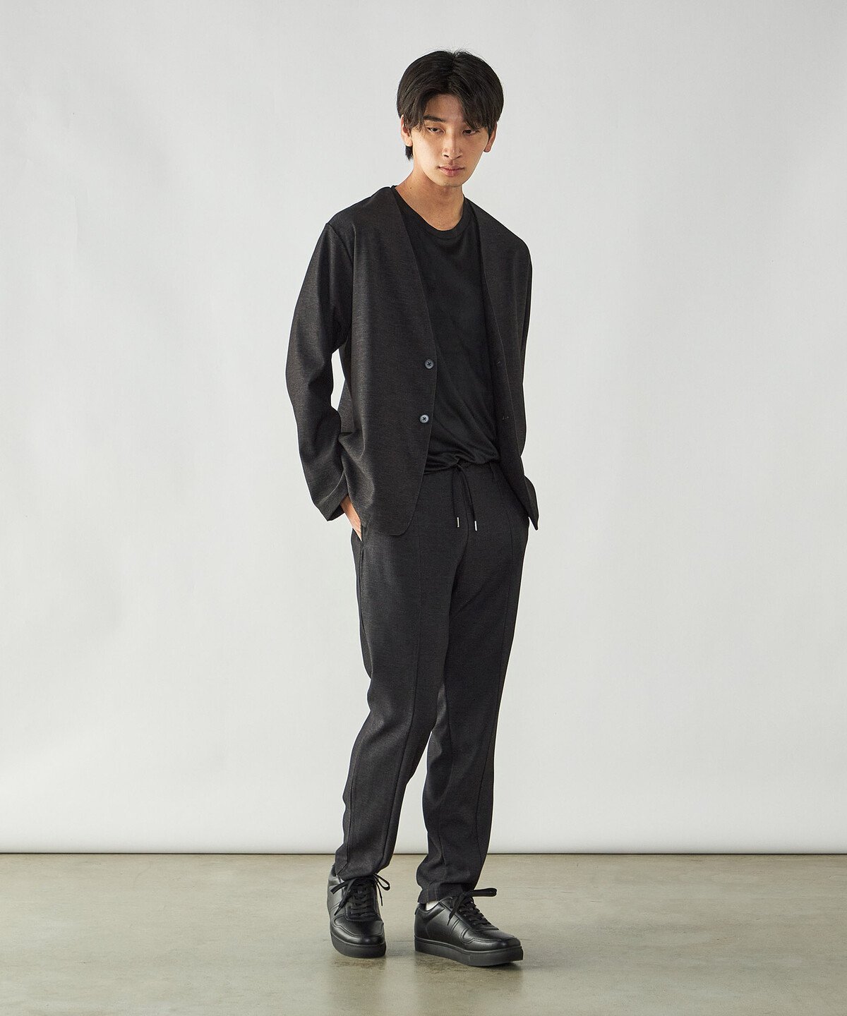 デニムライク ストレッチ テーパードパンツ コムサイズム パンツ その他のパンツ ブラック