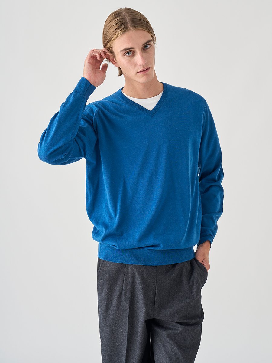JOHN SMEDLEY Vネック長袖ニットプルオーバー ｜ PACKHAM ｜ 30G MODERN FIT ジョンスメドレー トップス ニット ブルー【送料無料】