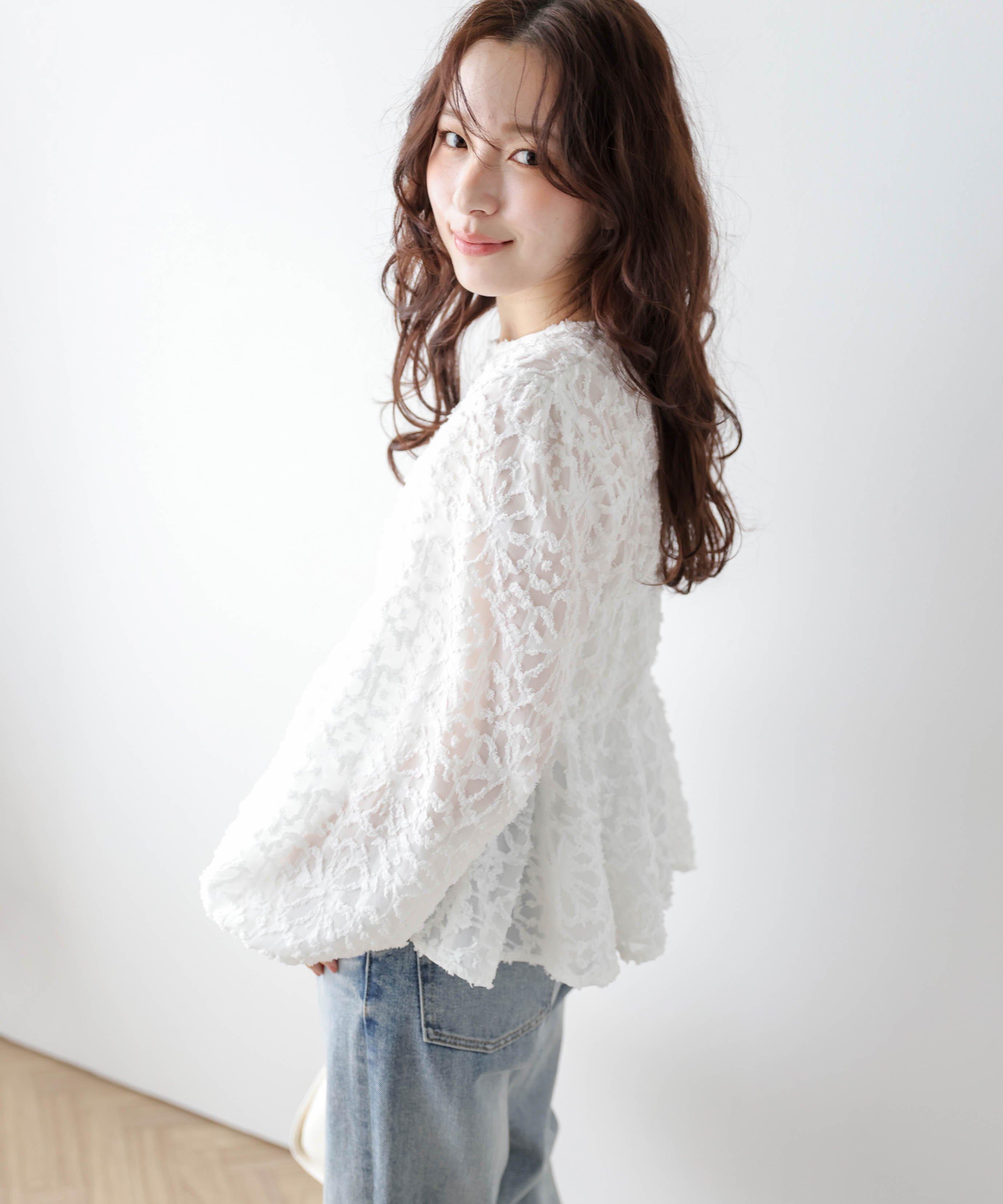La-gemme 花柄ジャガードトトップス ラジュール トップス カットソー・Tシャツ ホワイト ブラック