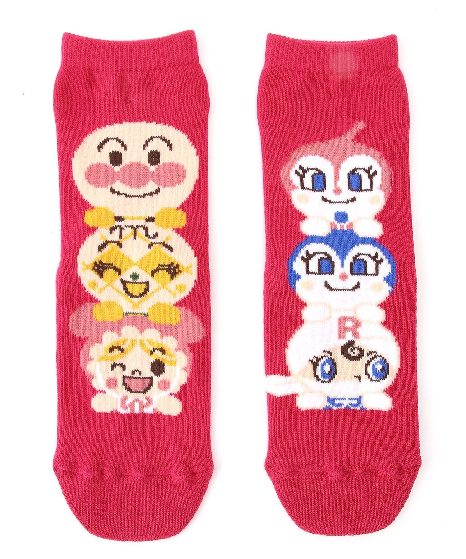 ANPANMAN KIDS COLLECTION（アンパンマンキッズコレクション）APKC/(K)キャラ集合柄ソックスアンパンマンたちがちょこんと縦に並んだデザインのソックスです。アンパンマン、メロンパンナちゃん、あかちゃんまん、ドキンちゃん、コキンちゃん、ロールパンナがデザインされており、左右で違う柄を楽しめます。底にはすべりどめ加工つきなのも嬉しいポイント。【日本製/MADE IN JAPAN】【底面すべりどめ加工つき】【底面お名前スペース付き】【ANPANMAN KIDS COLLECTION／アンパンマンキッズコレクション】は　「着ているだけで笑顔になる」をコンセプトに、”アンパンマンといつでも一緒にいたい”というこども達の夢をかなえるコレクションです。保育園や幼稚園で活躍するデイリー服から、おでかけ着・ギフトにぴったりの雑貨まで、幅広く取り扱っています。[サイズ展開］新生児　：50cmー70cmベビー　　：70cmー80cmボーイズ＆ガールズ　：80cmー120cmメンズ&レディース ：SMLLL（C）やなせたかし/フレーベル館・TMS・NTV当社のホームページに記載されている会社名・製品名・キャラクター名などは、商標法その他の法令により権利が守られています。無断での使用、転載、複写、複製等はおやめください。型番：2652804-40-7 HQ0641【採寸】サイズ長さ対応サイズ【S】約9.511-13cm【M】約1113-15cm【L】約11.515-17cm商品のサイズについて【商品詳細】日本素材：コットンアクリルその他サイズ：【S】、【M】、【L】※画面上と実物では多少色具合が異なって見える場合もございます。ご了承ください。商品のカラーについて 【予約商品について】 ※「先行予約販売中」「予約販売中」をご注文の際は予約商品についてをご確認ください。ANPANMAN KIDS COLLECTION（アンパンマンキッズコレクション）APKC/(K)キャラ集合柄ソックスアンパンマンたちがちょこんと縦に並んだデザインのソックスです。アンパンマン、メロンパンナちゃん、あかちゃんまん、ドキンちゃん、コキンちゃん、ロールパンナがデザインされており、左右で違う柄を楽しめます。底にはすべりどめ加工つきなのも嬉しいポイント。【日本製/MADE IN JAPAN】【底面すべりどめ加工つき】【底面お名前スペース付き】【ANPANMAN KIDS COLLECTION／アンパンマンキッズコレクション】は　「着ているだけで笑顔になる」をコンセプトに、”アンパンマンといつでも一緒にいたい”というこども達の夢をかなえるコレクションです。保育園や幼稚園で活躍するデイリー服から、おでかけ着・ギフトにぴったりの雑貨まで、幅広く取り扱っています。[サイズ展開］新生児　：50cmー70cmベビー　　：70cmー80cmボーイズ＆ガールズ　：80cmー120cmメンズ&レディース ：SMLLL（C）やなせたかし/フレーベル館・TMS・NTV当社のホームページに記載されている会社名・製品名・キャラクター名などは、商標法その他の法令により権利が守られています。無断での使用、転載、複写、複製等はおやめください。型番：2652804-40-7 HQ0641【採寸】サイズ長さ対応サイズ【S】約9.511-13cm【M】約1113-15cm【L】約11.515-17cm商品のサイズについて【商品詳細】日本素材：コットンアクリルその他サイズ：【S】、【M】、【L】※画面上と実物では多少色具合が異なって見える場合もございます。ご了承ください。商品のカラーについて 【予約商品について】 ※「先行予約販売中」「予約販売中」をご注文の際は予約商品についてをご確認ください。■重要なお知らせ※ 当店では、ギフト配送サービス及びラッピングサービスを行っておりません。ご注文者様とお届け先が違う場合でも、タグ（値札）付「納品書 兼 返品連絡票」同梱の状態でお送り致しますのでご了承ください。 ラッピング・ギフト配送について※ 2点以上ご購入の場合、全ての商品が揃い次第一括でのお届けとなります。お届け予定日の異なる商品をお買い上げの場合はご注意下さい。お急ぎの商品がございましたら分けてご購入いただきますようお願い致します。発送について ※ 買い物カートに入れるだけでは在庫確保されませんのでお早めに購入手続きをしてください。当店では在庫を複数サイトで共有しているため、同時にご注文があった場合、売切れとなってしまう事がございます。お手数ですが、ご注文後に当店からお送りする「ご注文内容の確認メール」をご確認ください。ご注文の確定について ※ Rakuten Fashionの商品ページに記載しているメーカー希望小売価格は、楽天市場「商品価格ナビ」に登録されている価格に準じています。 商品の価格についてANPANMAN KIDS COLLECTIONANPANMAN KIDS COLLECTIONの靴下靴下・レッグウェアご注文・お届けについて発送ガイドラッピンググッズ3,980円以上送料無料ご利用ガイド