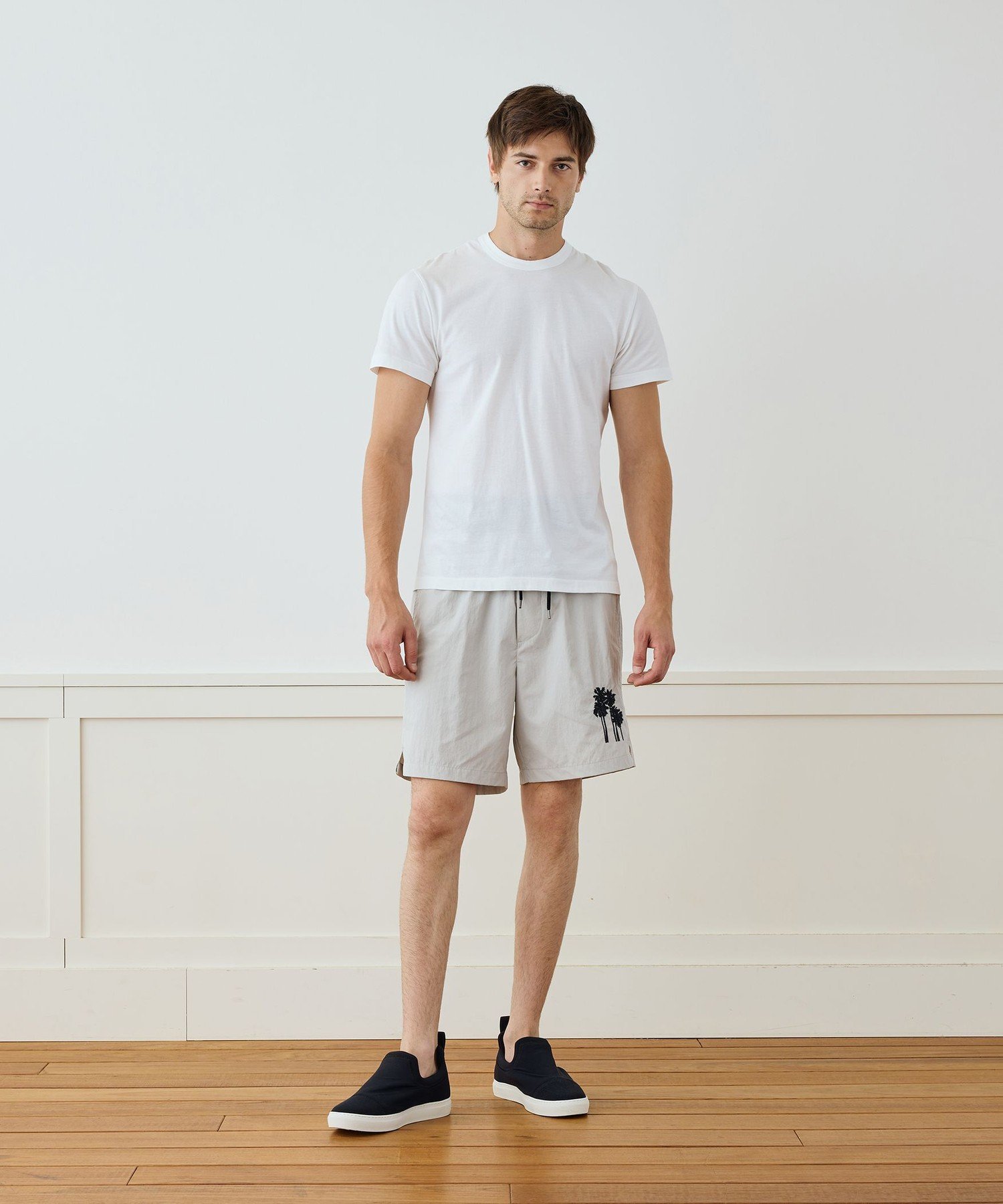 JAMES PERSE パームエンブロイダリー ボードショーツ MTWN4285PB トゥモローランド パンツ その他のパンツ グレー ブラック【送料無料】