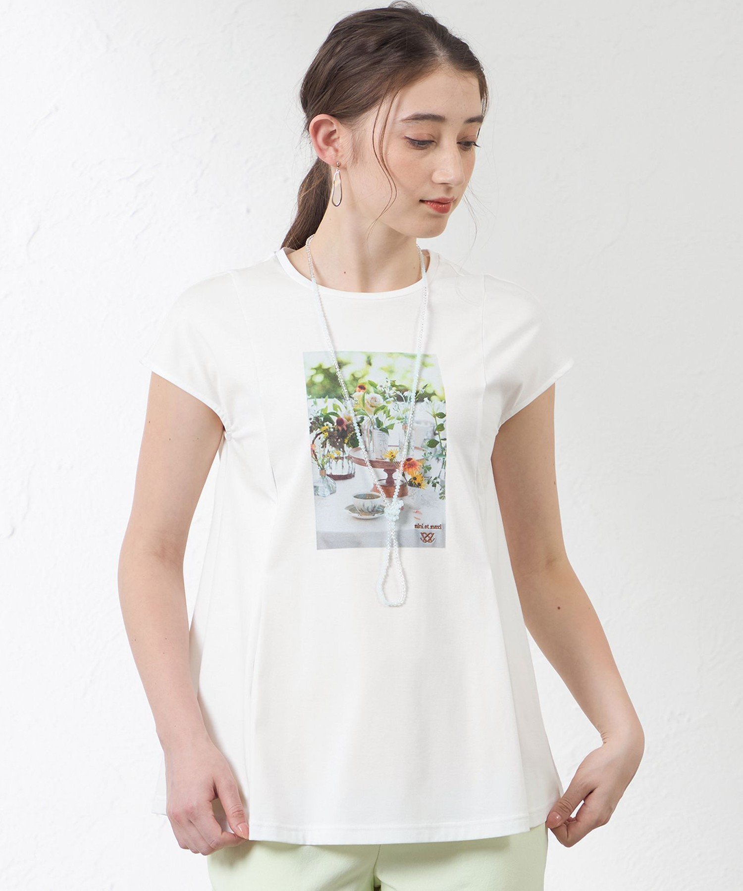【SALE／45%OFF】AMACA 【Anniversary Piece】min et maxi コラボTシャツ アマカ トップス カットソー・Tシャツ ホワイト ベージュ【送料無料】