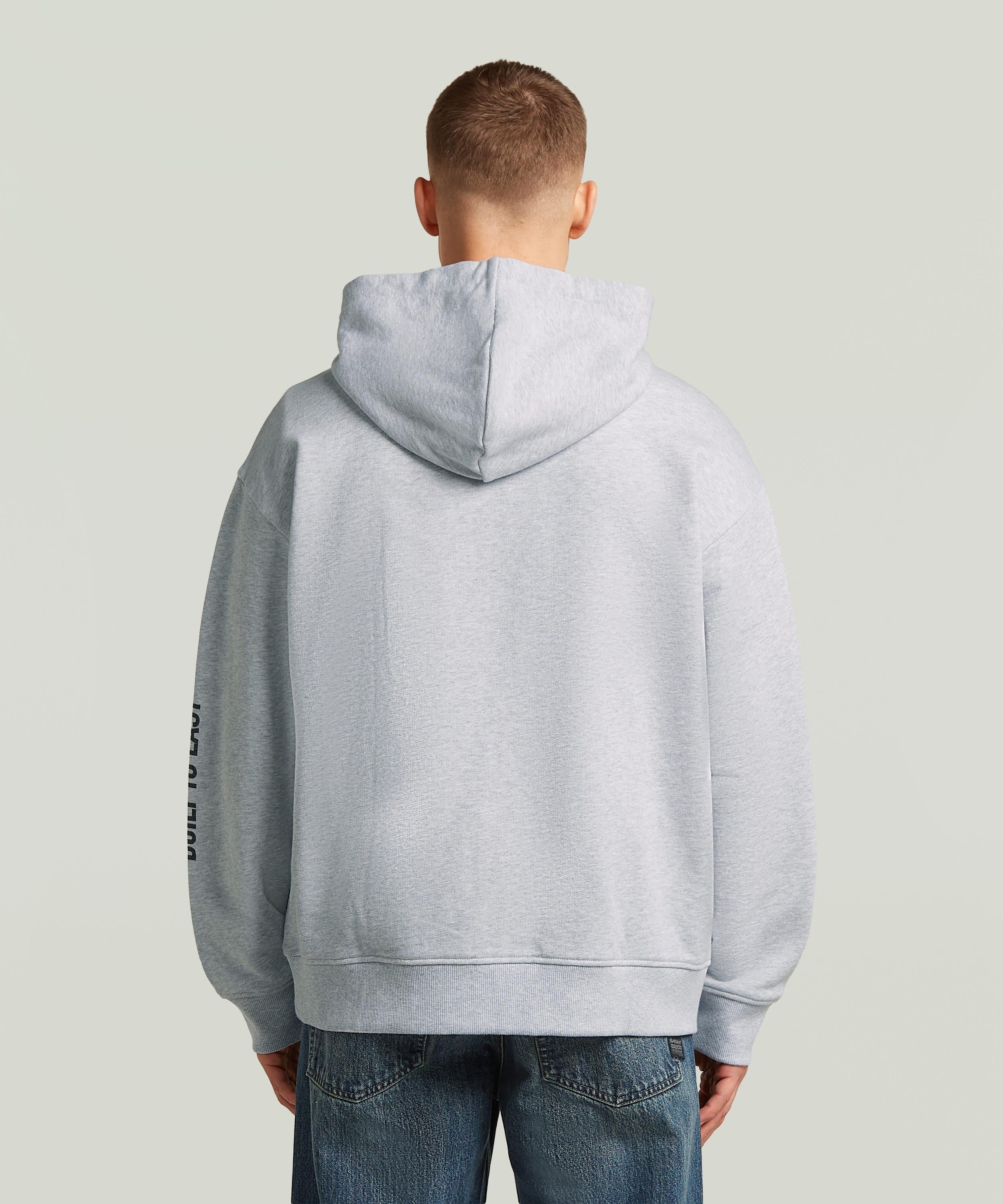 【公式ショップ】Stencil Relaxed Hoodie Zip Sweater/ミリタリーディテールステンシルグラフィックオーバーサイズジップアップスウェットパーカー/セットアップ可能 ジースターロゥ トップス パーカー・フーディー グレー