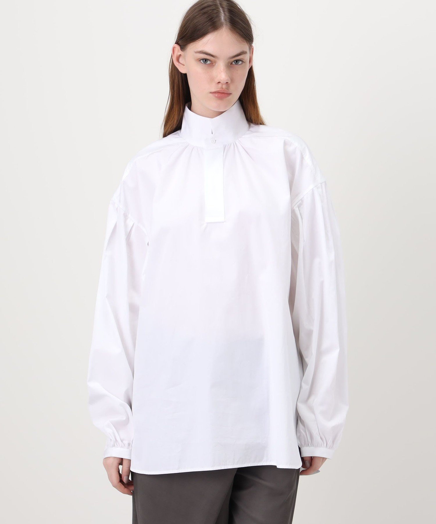 TOMORROWLAND BUYING WEAR BOURRIENNE SHIRT スタンドカラーシャツ トゥモローランド トップス シャツ・ブラウス ホワイト【送料無料】