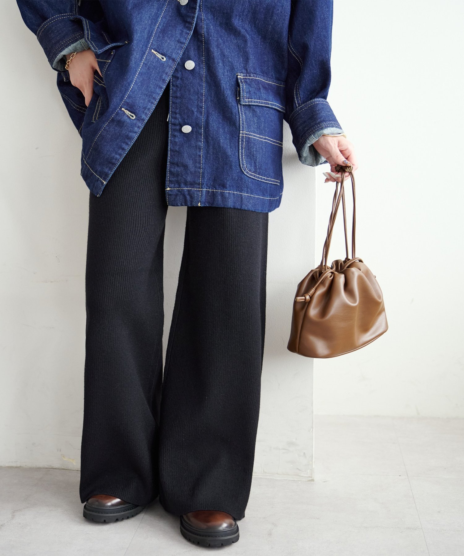 Discoat 【もちもち素材/美シルエット】モチモチリブニットパンツ ディスコート パンツ その他のパンツ ブラック ホワイト グレー【送料無料】