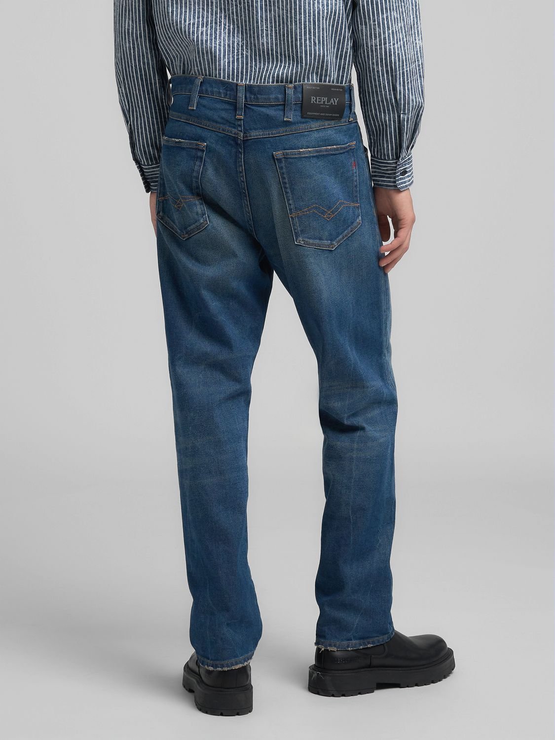 【SALE／40%OFF】REPLAY リラックステーパードWAINEコンフォートストレッチデニム リプレイ パンツ ジーンズ・デニムパンツ ネイビー【送料無料】
