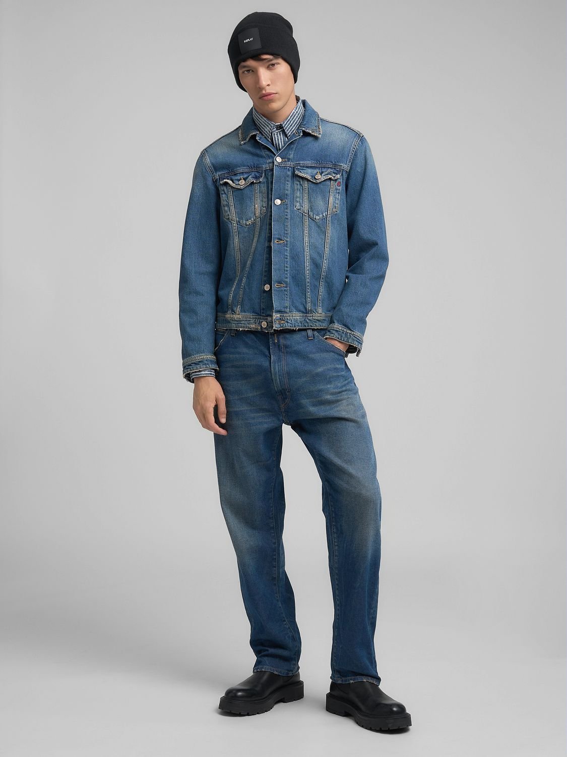 【SALE／40%OFF】REPLAY リラックステーパードWAINEコンフォートストレッチデニム リプレイ パンツ ジーンズ・デニムパンツ ネイビー【送料無料】