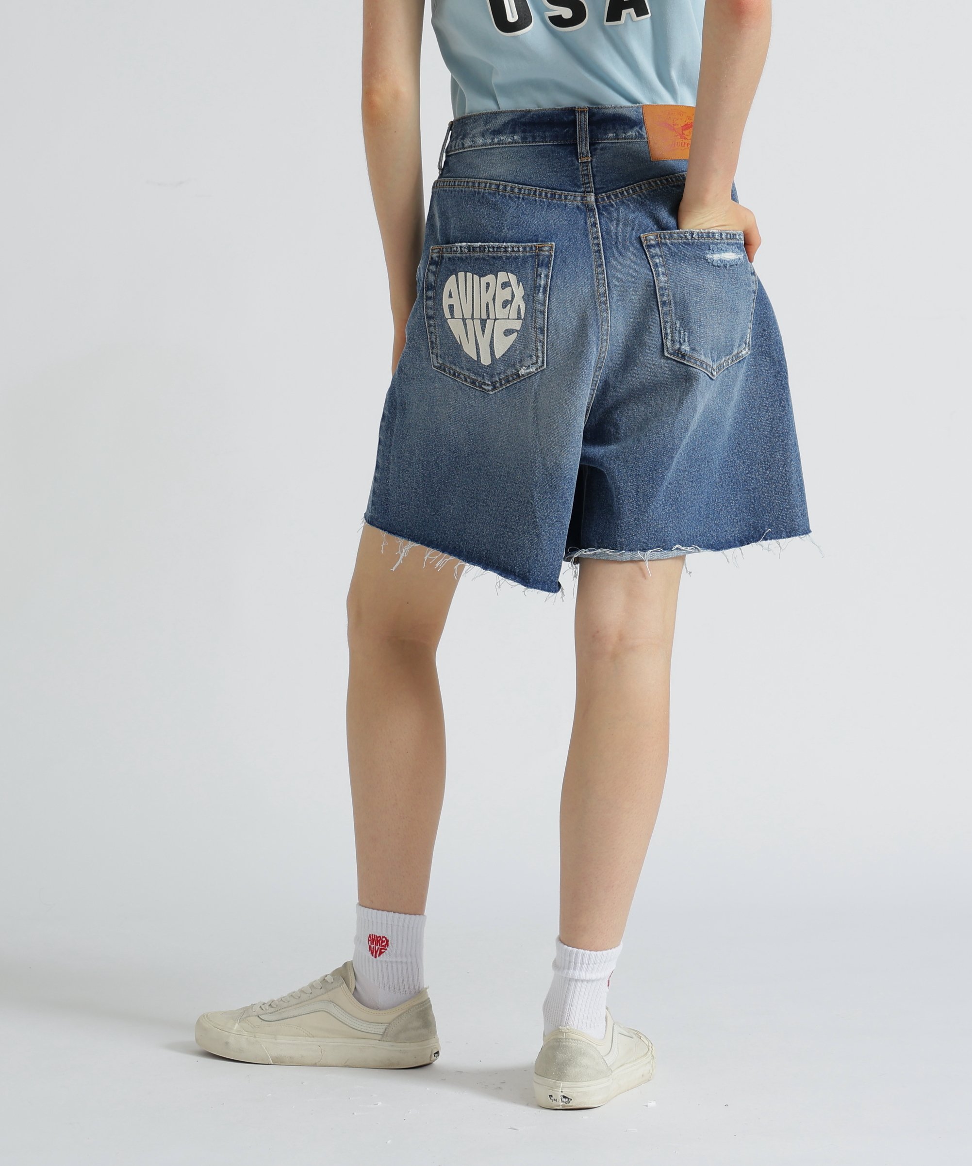 《WOMAN/直営店限定》HEART SHORT PANTS/ハートショートパンツ アヴィレックス パンツ ジーンズ・デニムパンツ ホワイト