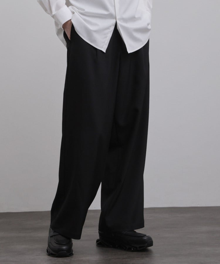 tk.TAKEO KIKUCHI バレルスラックス ティーケータケオキクチ パンツ その他のパンツ ホワイト ブラック