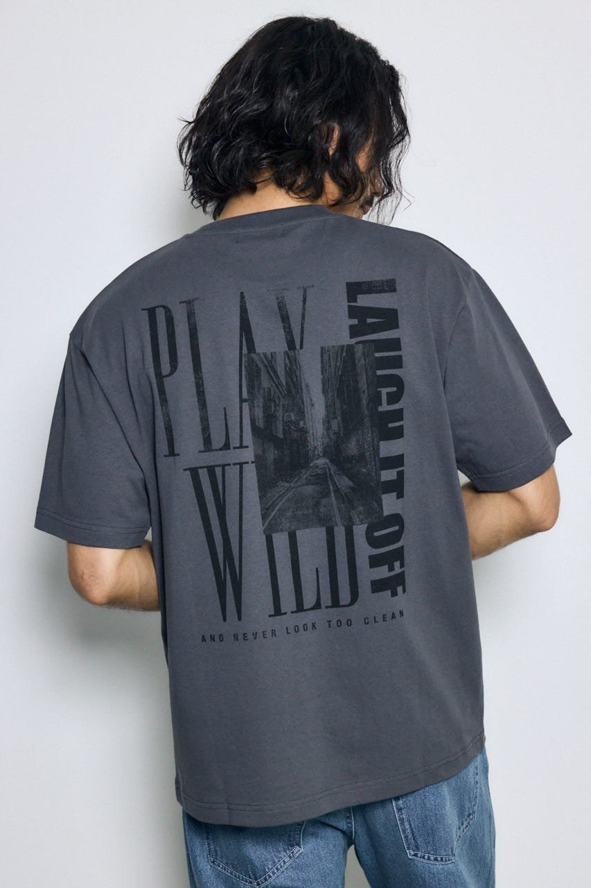 バーティカルグラフィックTシャツ アズールバイマウジー トップス カットソー・Tシャツ ホワイト グレー ブラック
