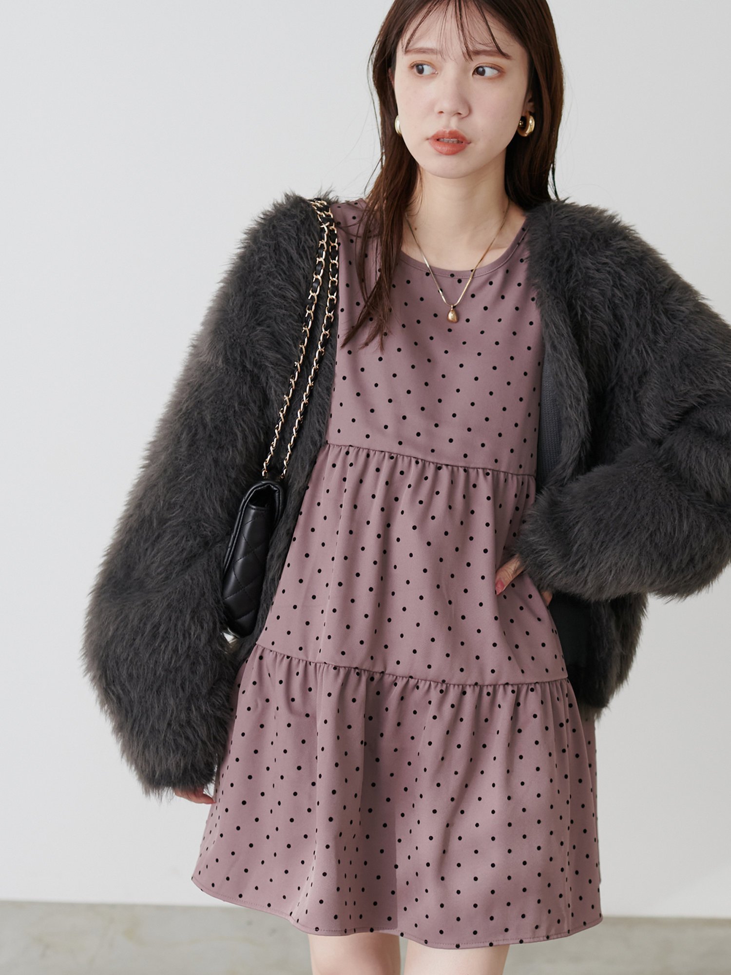 【SALE／50%OFF】natural couture フロッキードットティアードチュニック ナチュラルクチュール トップス シャツ・ブラウス ベージュ ブラウン ブラックのサムネイル