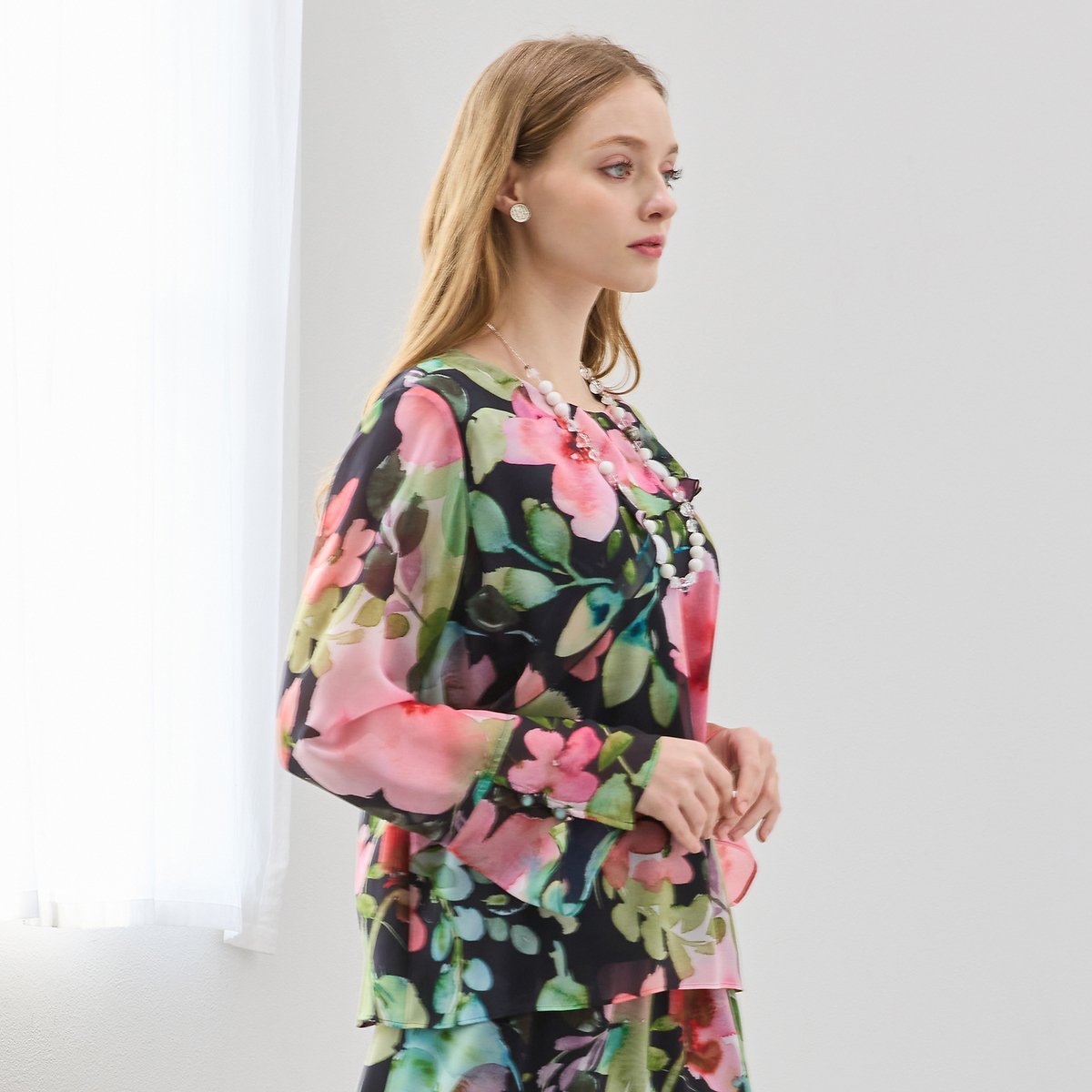 Liliane Burty 【M~4L/セットアップ対応】オーストリア製素材フリルブラウス リリアンビューティ トップス シャツ・ブラウス グリーン ブラック