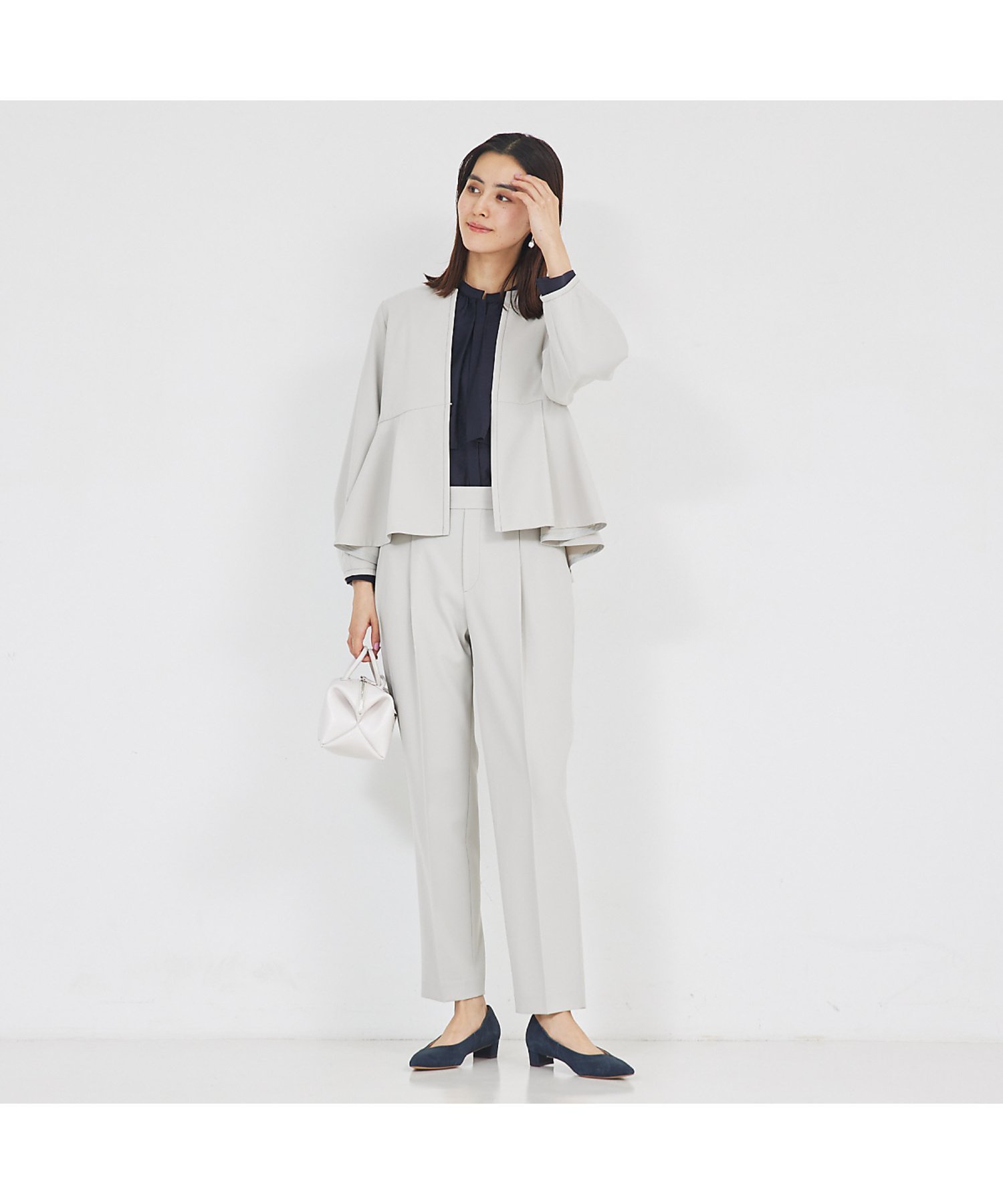 qualite 【セットアップ対応】タックテーパードパンツ カリテ パンツ その他のパンツ グレー ホワイト