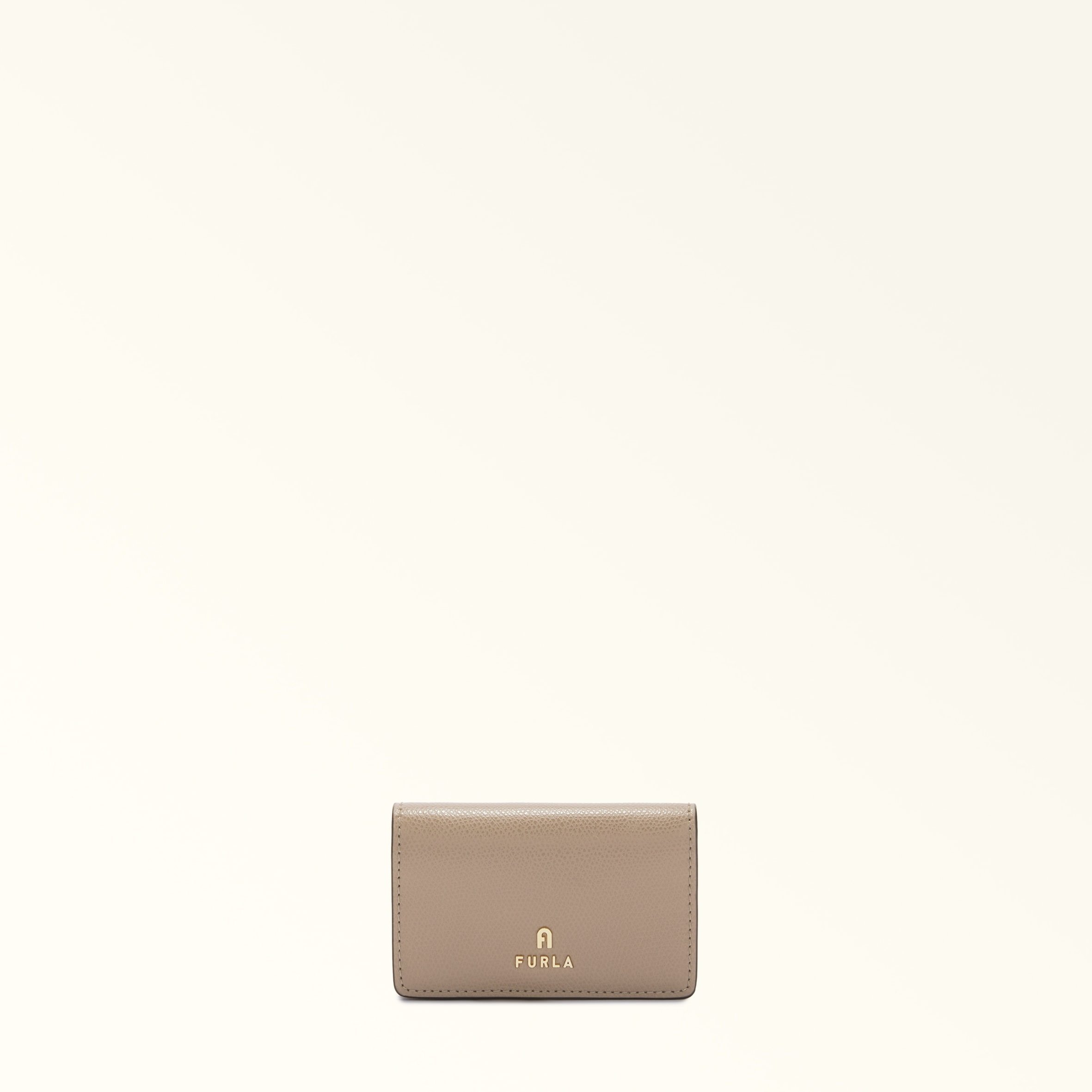 楽天市場】furla フルラ カードケース 名刺入れの通販 楽天市場】furla フルラ カードケース 名刺入れの通販