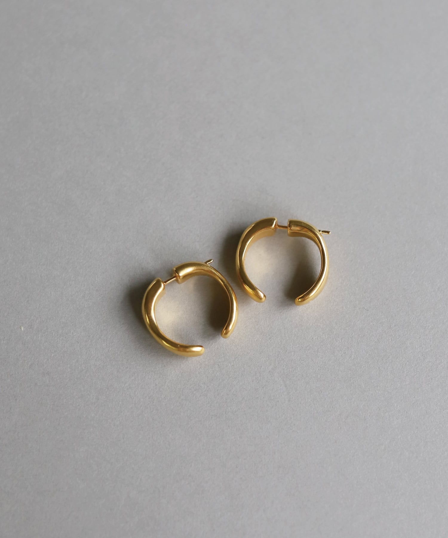TEN. ワープピアス GD テン アクセサリー・腕時計 ピアス ゴールド【送料無料】