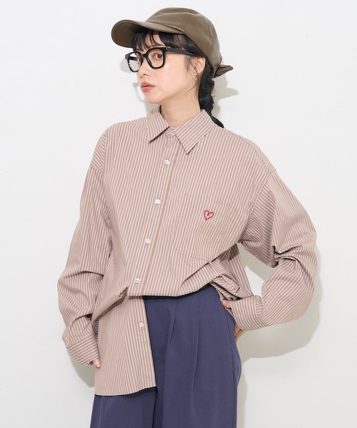 FREAK'S STORE ワンポイントハート刺繍 ストライプシャツ 24AW フリークスストア トップス シャツ・ブラウス ブラウン ピンク ブルー【送料無料】のサムネイル