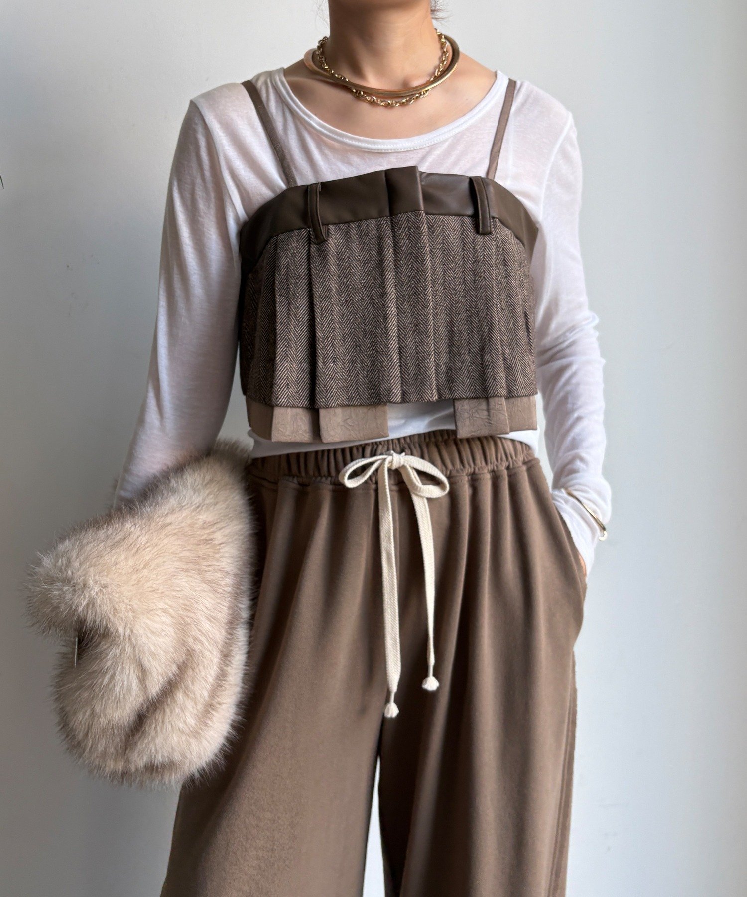 DouDou 【WEB限定】フェイクレザー切替ビスチェ ドゥドゥ トップス シャツ・ブラウス ブラウン グレー..