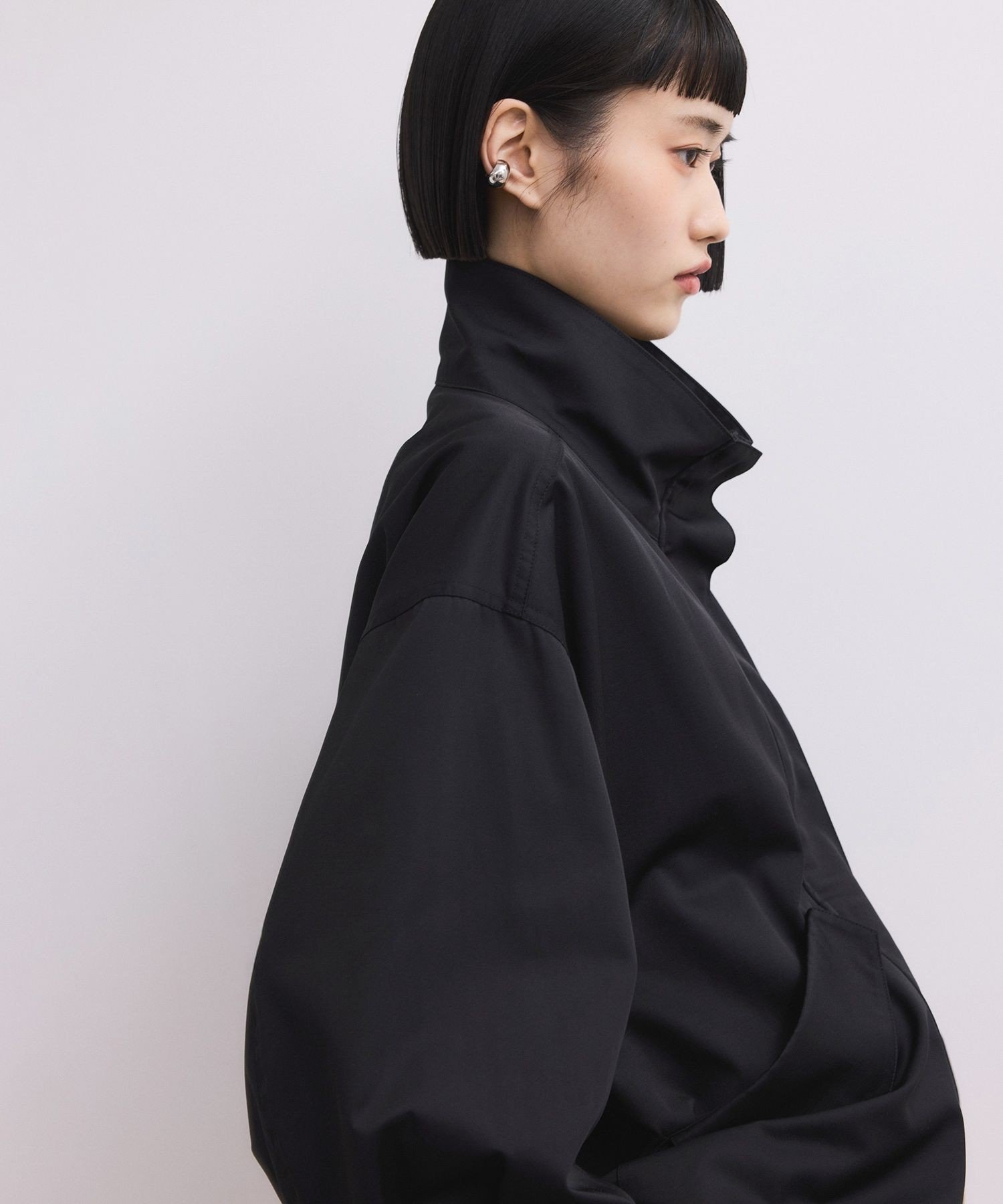 ADAM ET ROPE' FEMME 【WEB限定】スタンドネックドロストブルゾン/撥水 アダムエロペ ジャケット・アウター ブルゾン・ジャンパー ブラック ベージュ【送料無料】