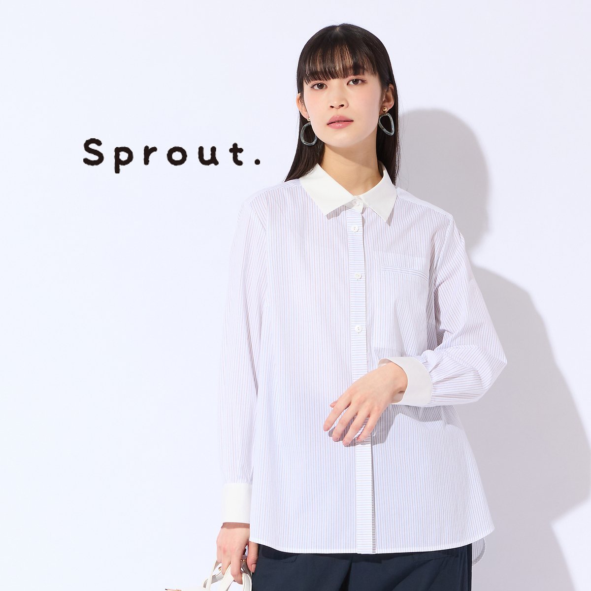 Liliane Burty 【Sprout./M~4L】イタリア製素材配色使いライン/小花プリントブラウス リリアンビューティ トップス シャツ・ブラウス ホワイト ブルー
