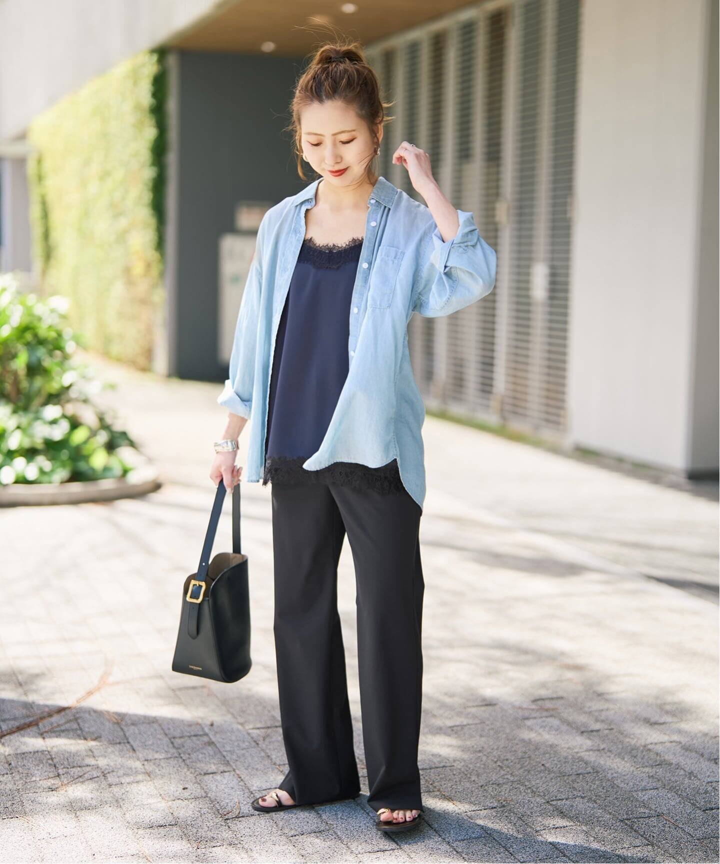 Spick & Span ストレッチサイドスリットパンツ スピックアンドスパン パンツ スラックス・ドレスパンツ ブラック ブラウン