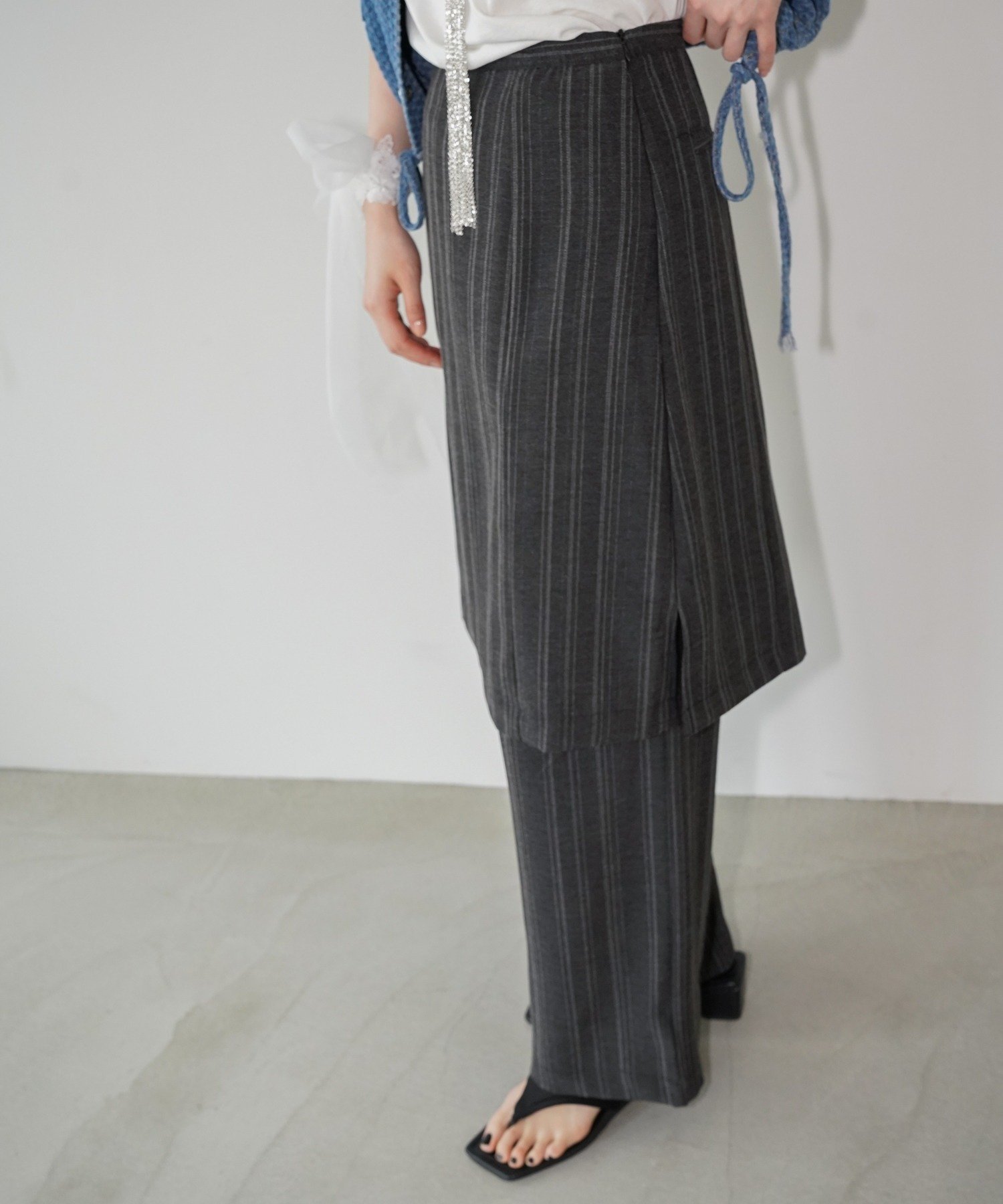 ピンストライプ レイヤードパンツ chw26s202 チュクラ パンツ その他のパンツ グレー