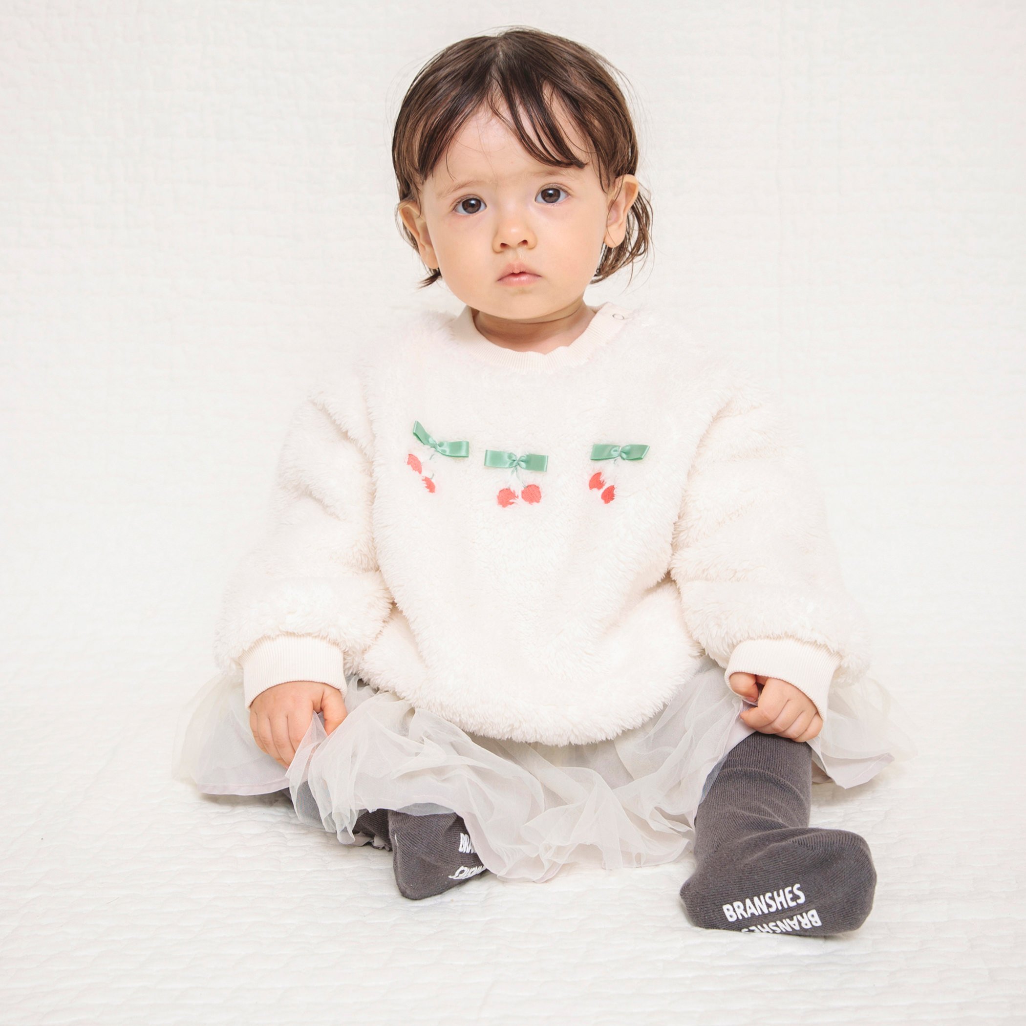 【SALE／50%OFF】branshes さくらんぼ刺繍ベビーボアトレーナー ブランシェス トップス スウェット・トレーナー ホワイト ピンクのサムネイル