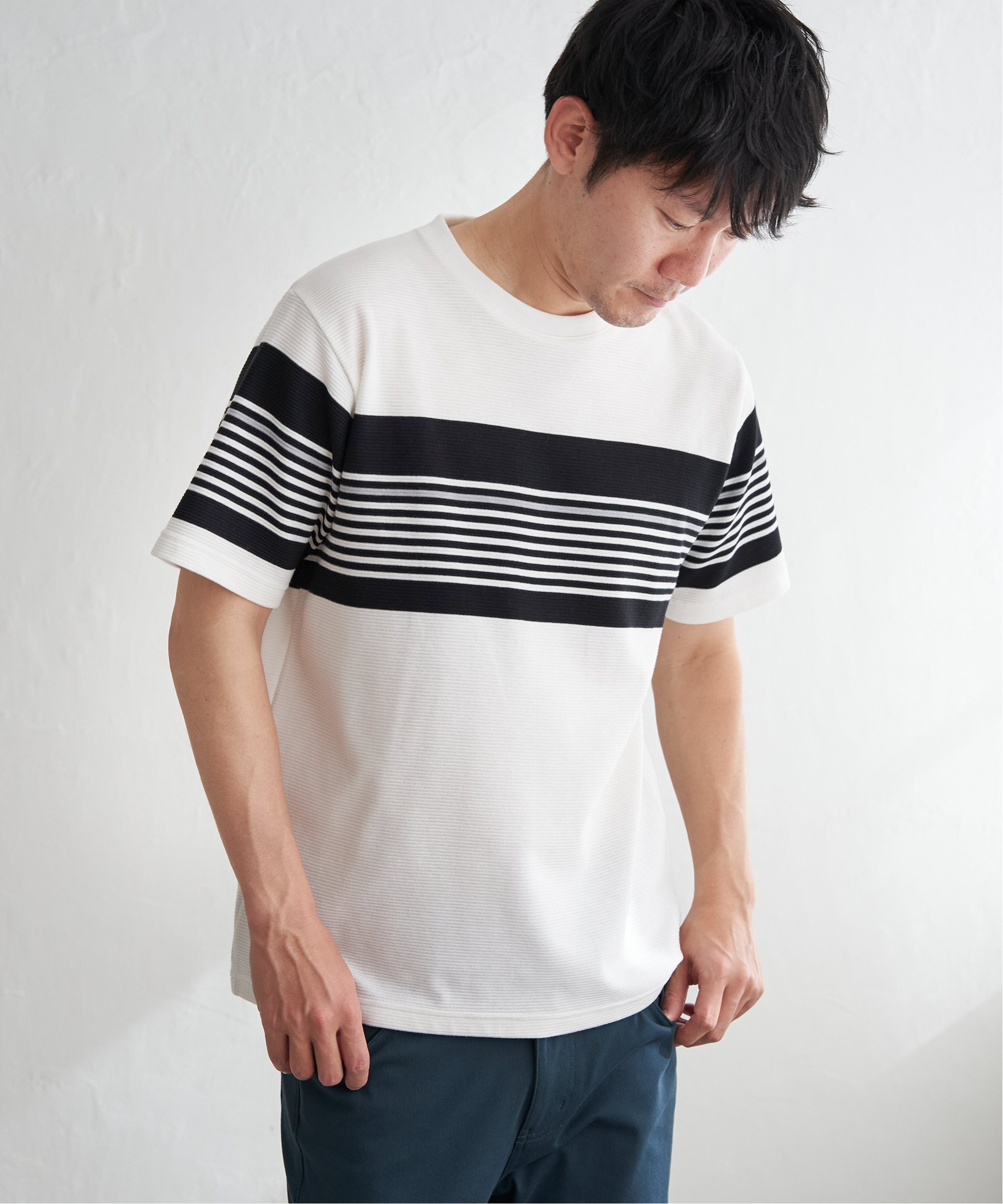 ikka リップルパネルボーダーTシャツ イッカ トップス カットソー・Tシャツ ホワイト ブルー グレー