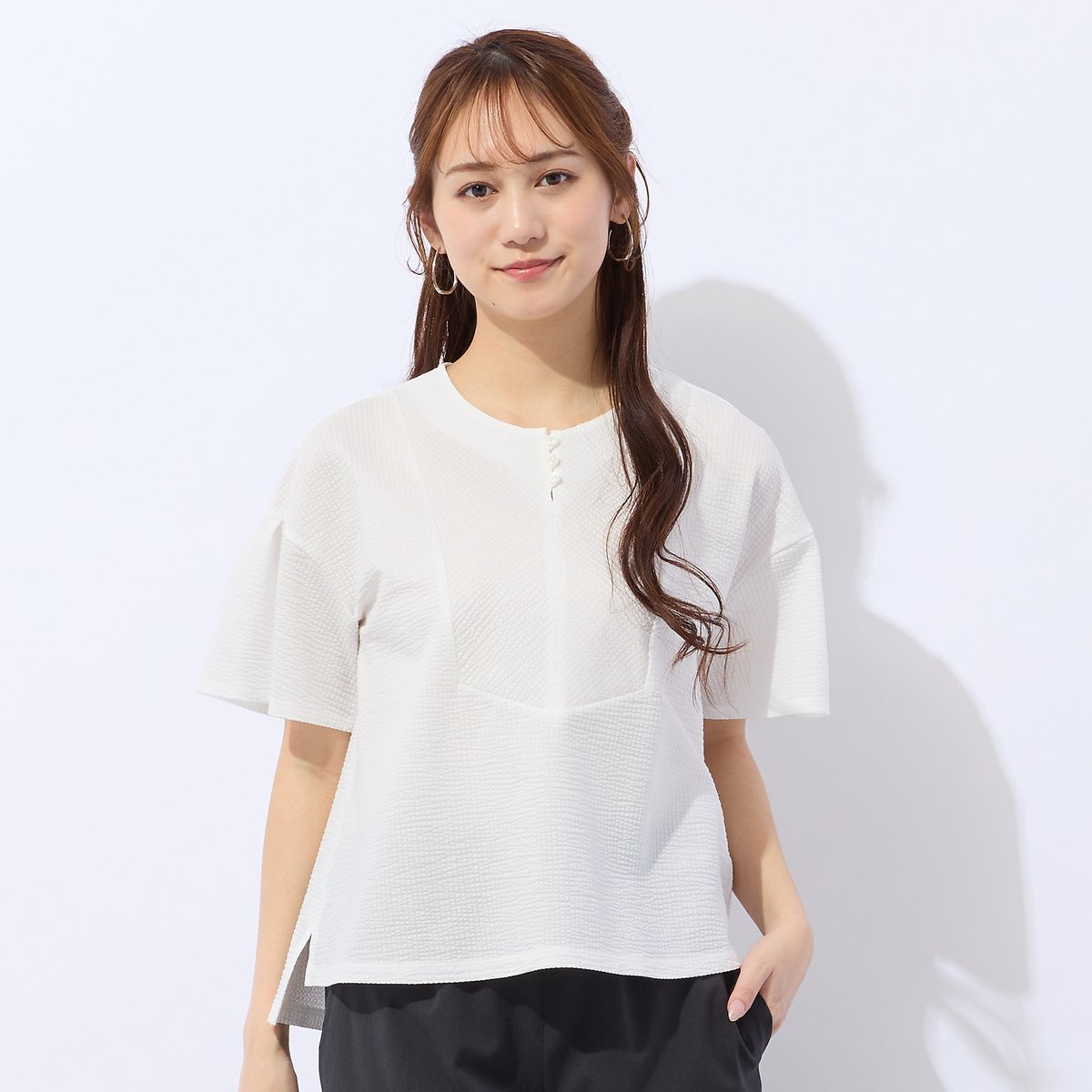 Liliane Burty Eclat 【洗える】シアサッカープルオーバーTシャツ リリアンビューティ エクラ トップス カットソー・Tシャツ ベージュ ホワイト