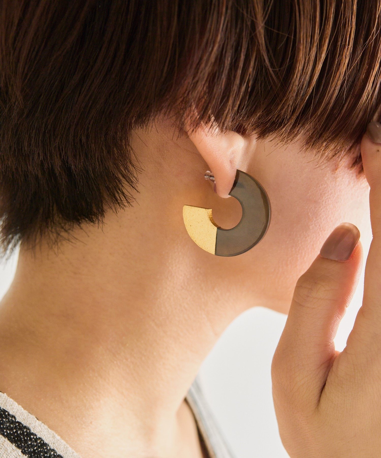 ear PAPILLONNER 《チタンポスト》水牛角ブラウンフープピアス イア パピヨネ アクセサリー・腕時計 ピアス ブラウン【送料無料】