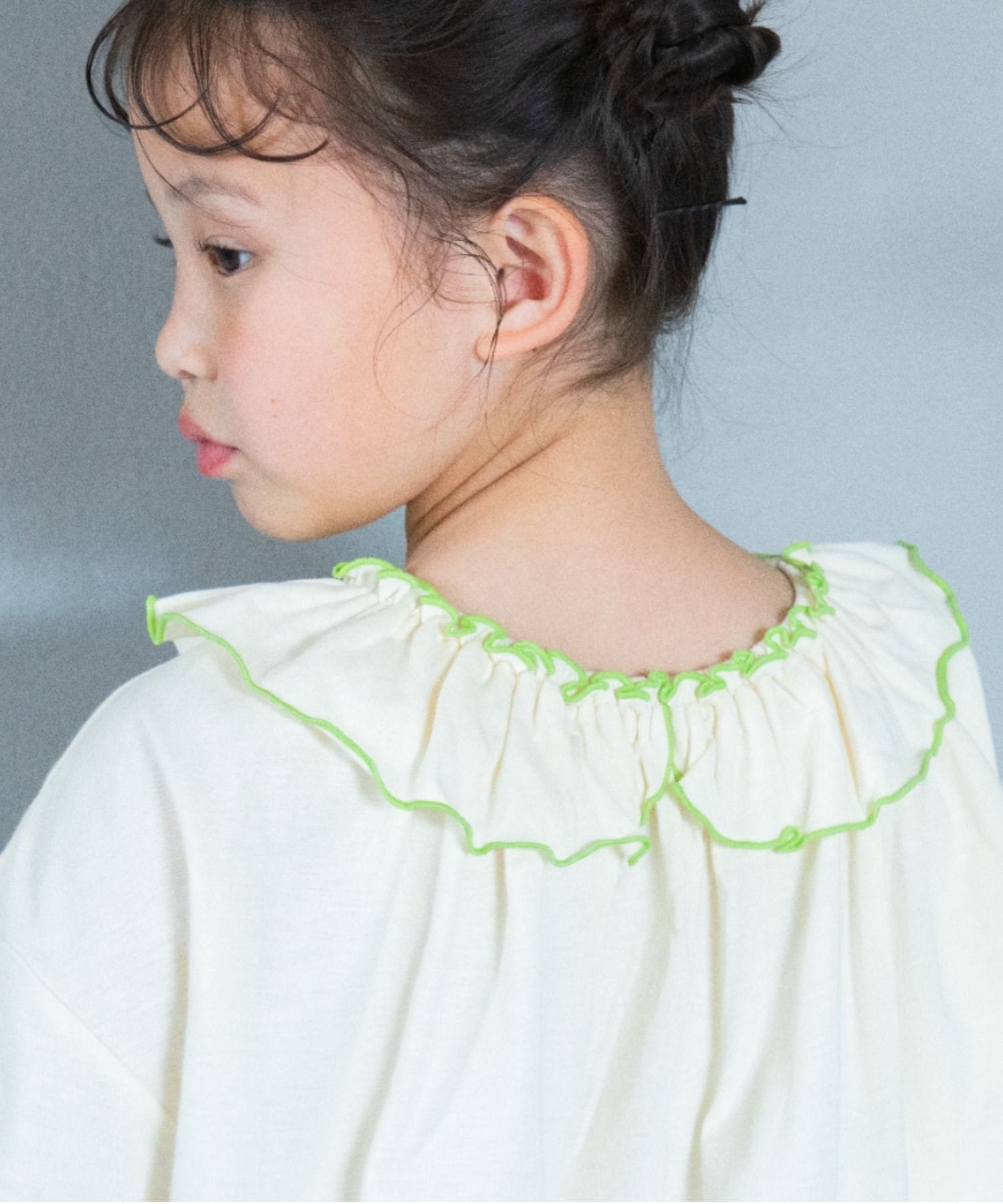 【SALE／52%OFF】LOWRYS FARM 2WAYフリルプルオーバー ローリーズファーム トップス カットソー・Tシャツ ブラック ピンク グリーンのサムネイル