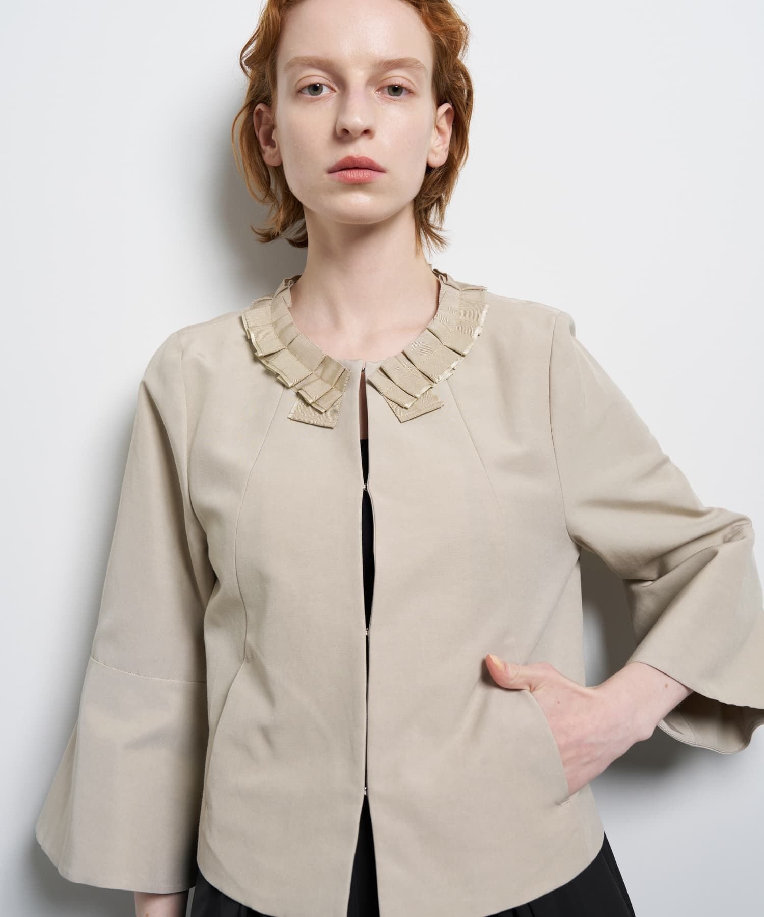 Silk - LANVIN en Bleu グログランノーカラージャケット ランバンオンブルー ジャケット・アウター テーラードジャケット・ブレザー ブラック ベージュ【送料無料】