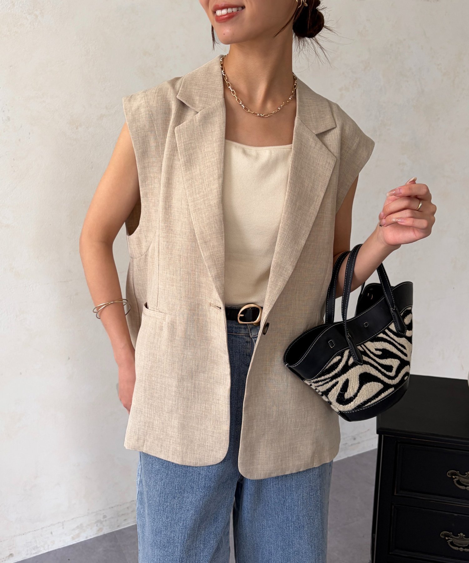 【SALE／7%OFF】Chez toi リネンライクジレ シェトワ トップス ベスト・ジレ ベージュ ブラック【送料無料】