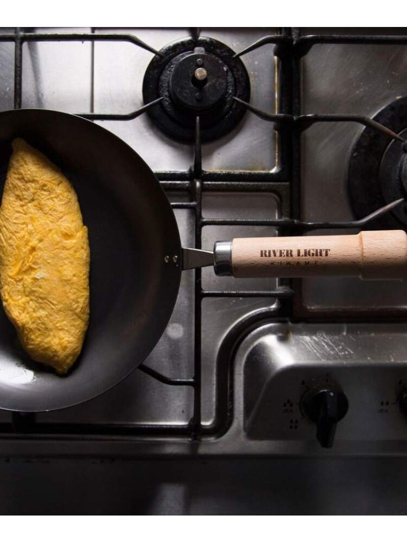 212 KITCHEN STORE フライパン 26cm ＜極JAPAN キワメジャパン＞ トゥーワントゥーキッチンストア 食器・調理器具・キッチン用品 その他の食器・調理器具・キッチン用品 レッド【送料無料】 stylife-13324470 Rakuten Fashion サンプル画像3