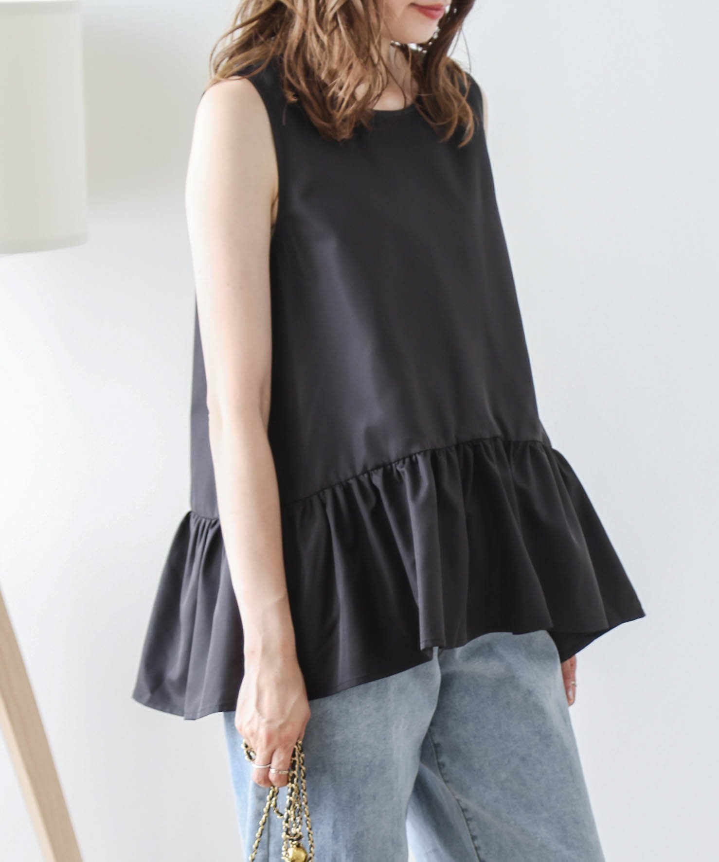 La-gemme ノースリーブペプラムトップス ラジュール トップス シャツ・ブラウス ホワイト ブラック
