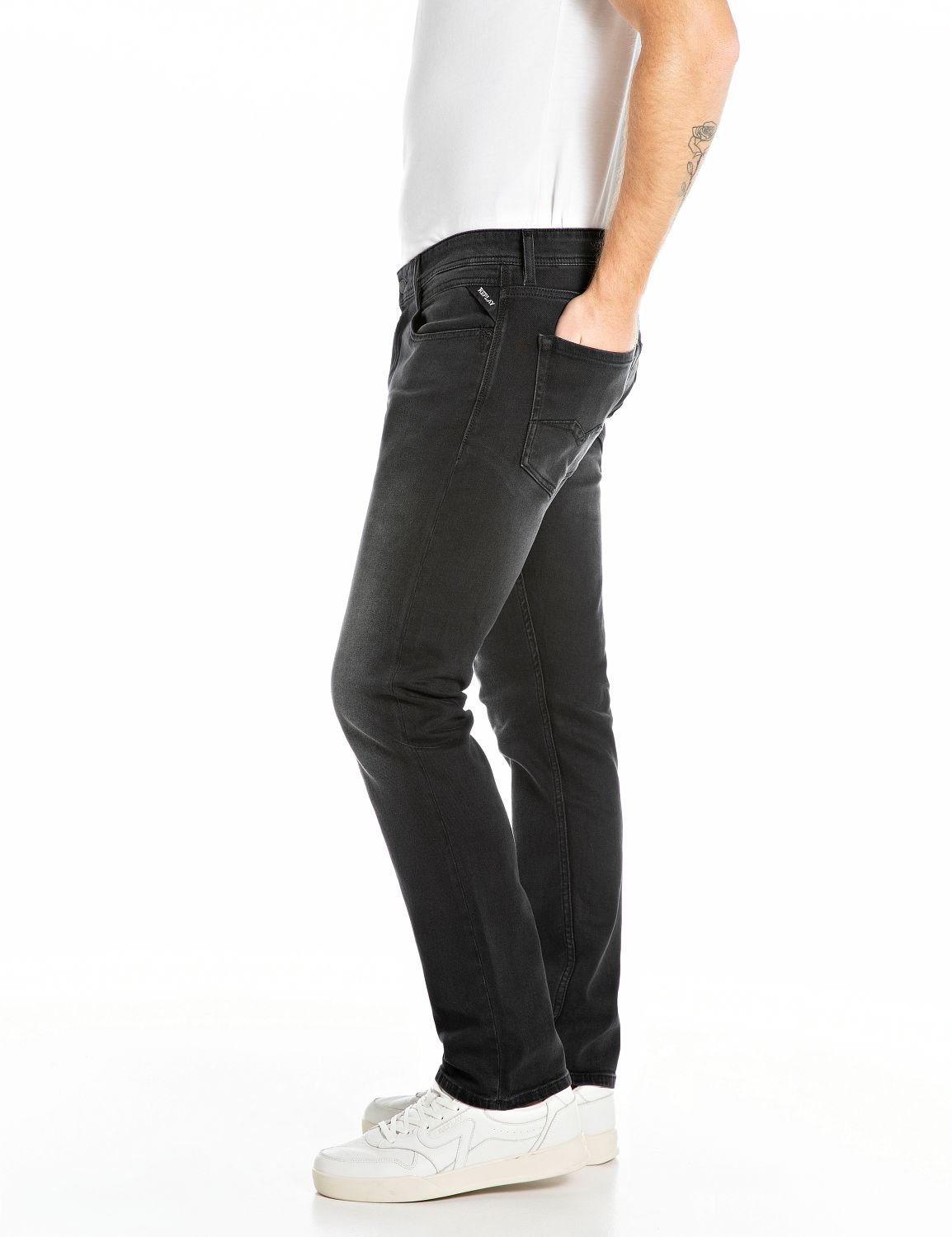 【SALE／40%OFF】REPLAY コンフォートROCCO ブラックオーバーダイ コットン ストレッチデニム リプレイ パンツ ジーンズ・デニムパンツ ブラック【送料無料】