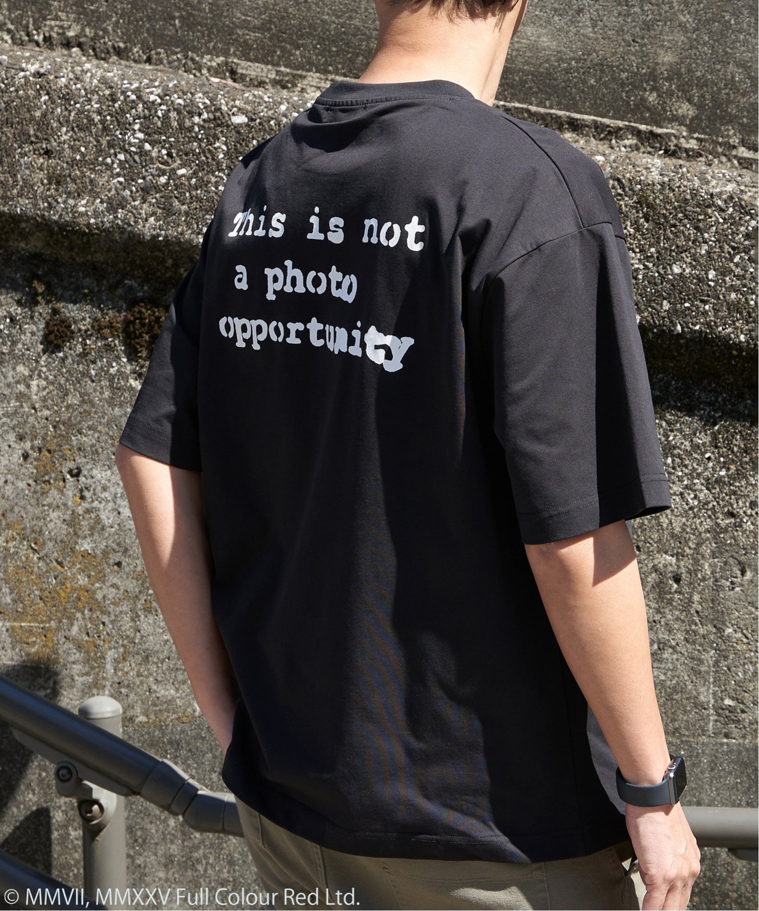 VENCE share style MENs 【接触冷感】Banksy バンクシー Girl with Balloon プリントT ヴァンス エクスチェンジ トップス カットソー・Tシャツ グレー ホワイト ブラック