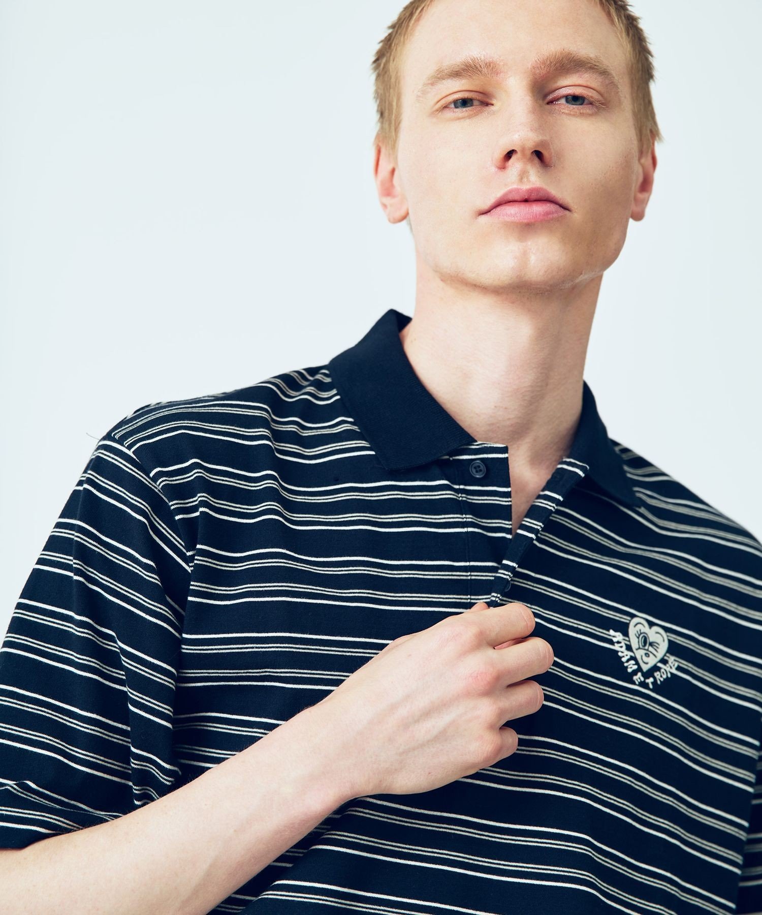 ADAM ET ROPE' HOMME 【Chocomoo*ADAM ET ROPE 】刺しゅう POLO アダムエロペ トップス ポロシャツ ブラック【送料無料】