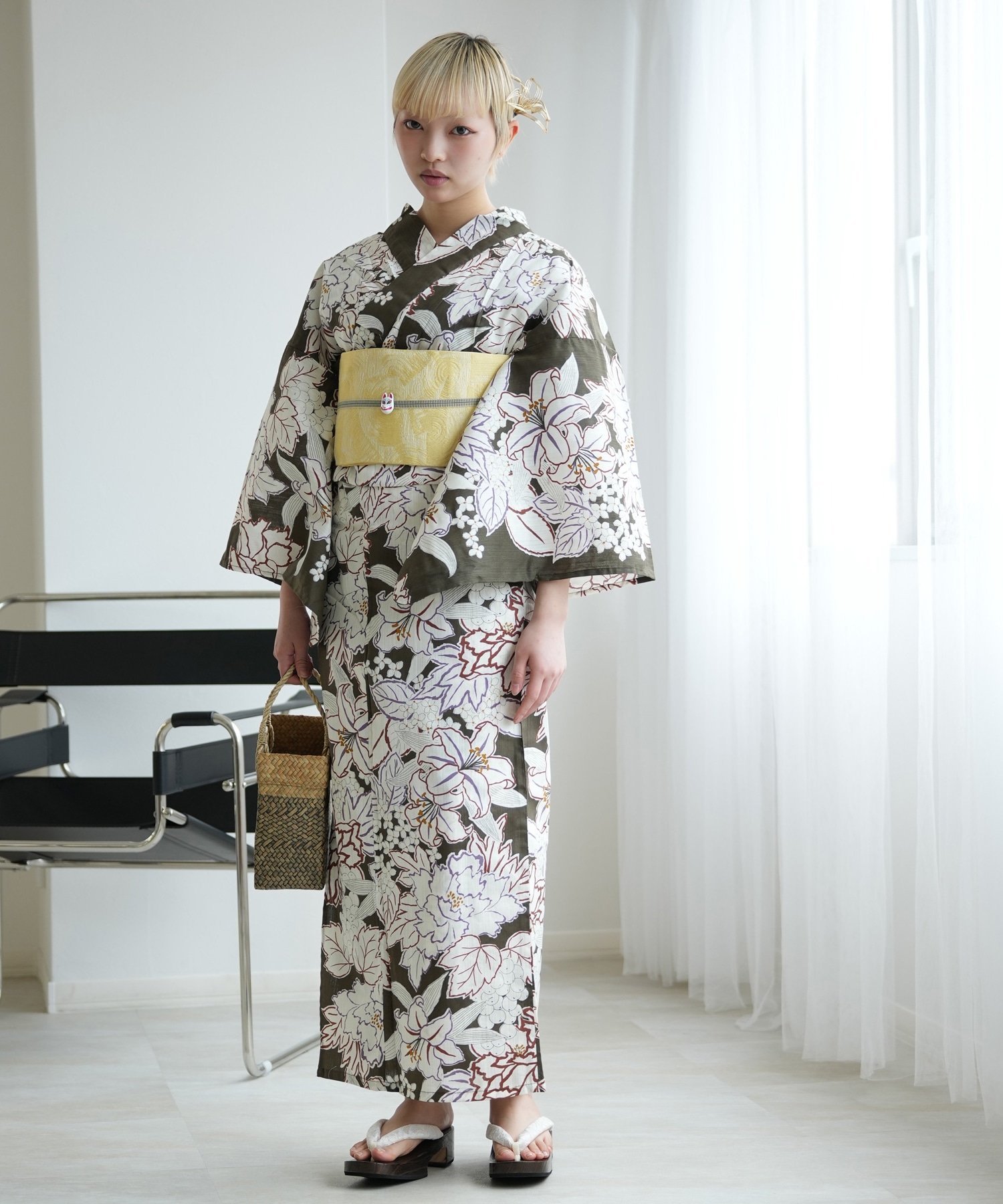 Rakuten Fashionのutatane utatane 浴衣 単品 グリーンに敷き詰められた百合と芍薬 Fサイズ ウタタネ 着物・浴衣・和装小物 浴衣 グリーン【送料無料】｜アングル2