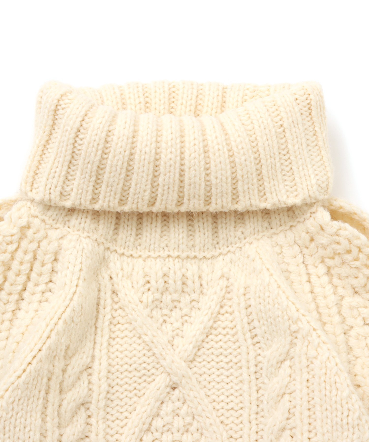 atmos pink atmos pink Slit Cable Knit Tops OFFWHITE アトモス トップス ニット ホワイト