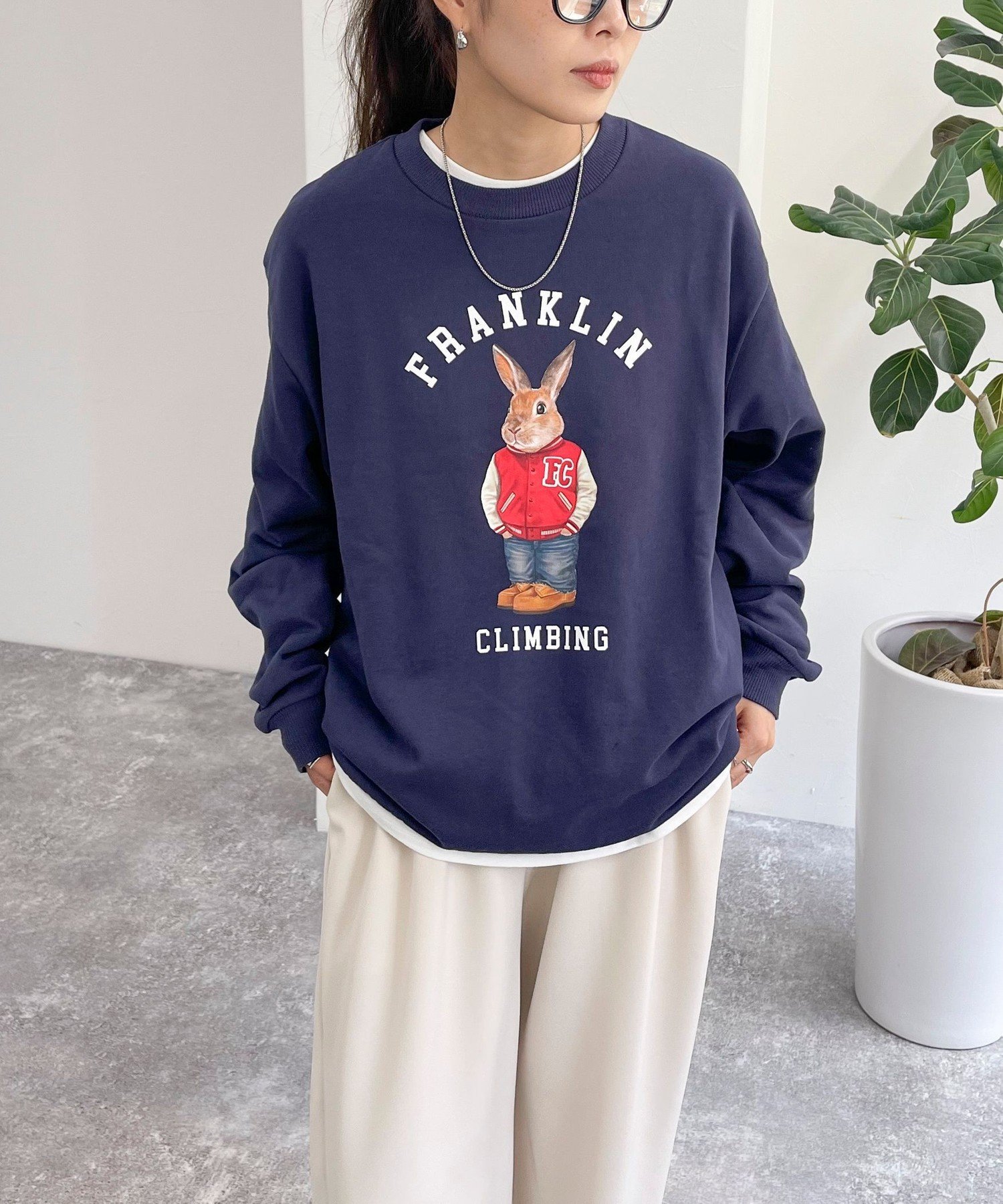【SALE／30%OFF】fredy emue 【Franklin Climbing/ フランクリン クライミング】うさぎスタジャン クルーネックスウェット フレディ アンド グロスター トップス スウェット・トレーナー ネイビー ホワイト グレー【送料無料】のサムネイル