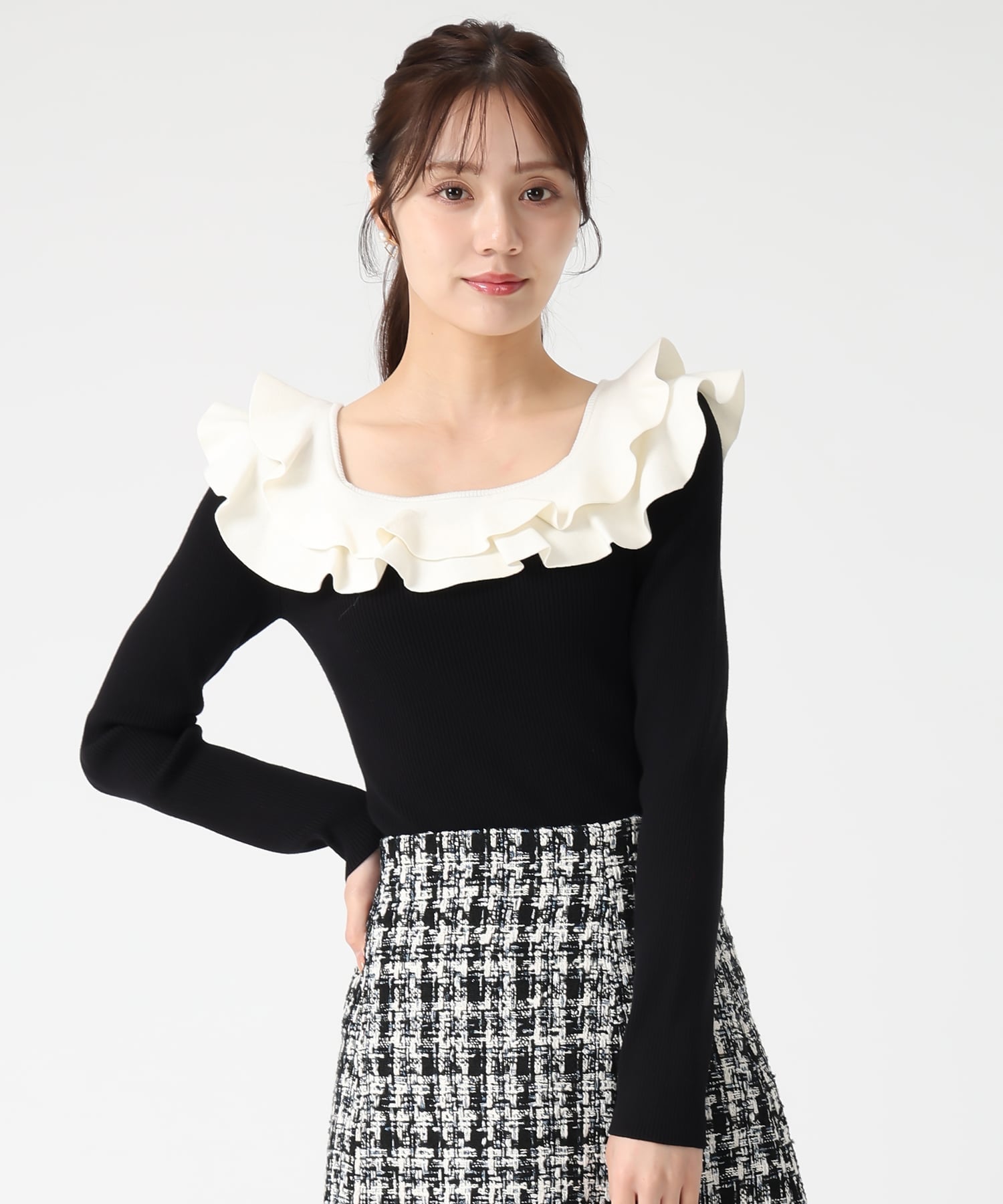 31 Sons de mode TT538311 フリルカラーニット トランテアン ソン ドゥ モード トップス ニット ピンク ブラック ホワイト【送料無料】のサムネイル