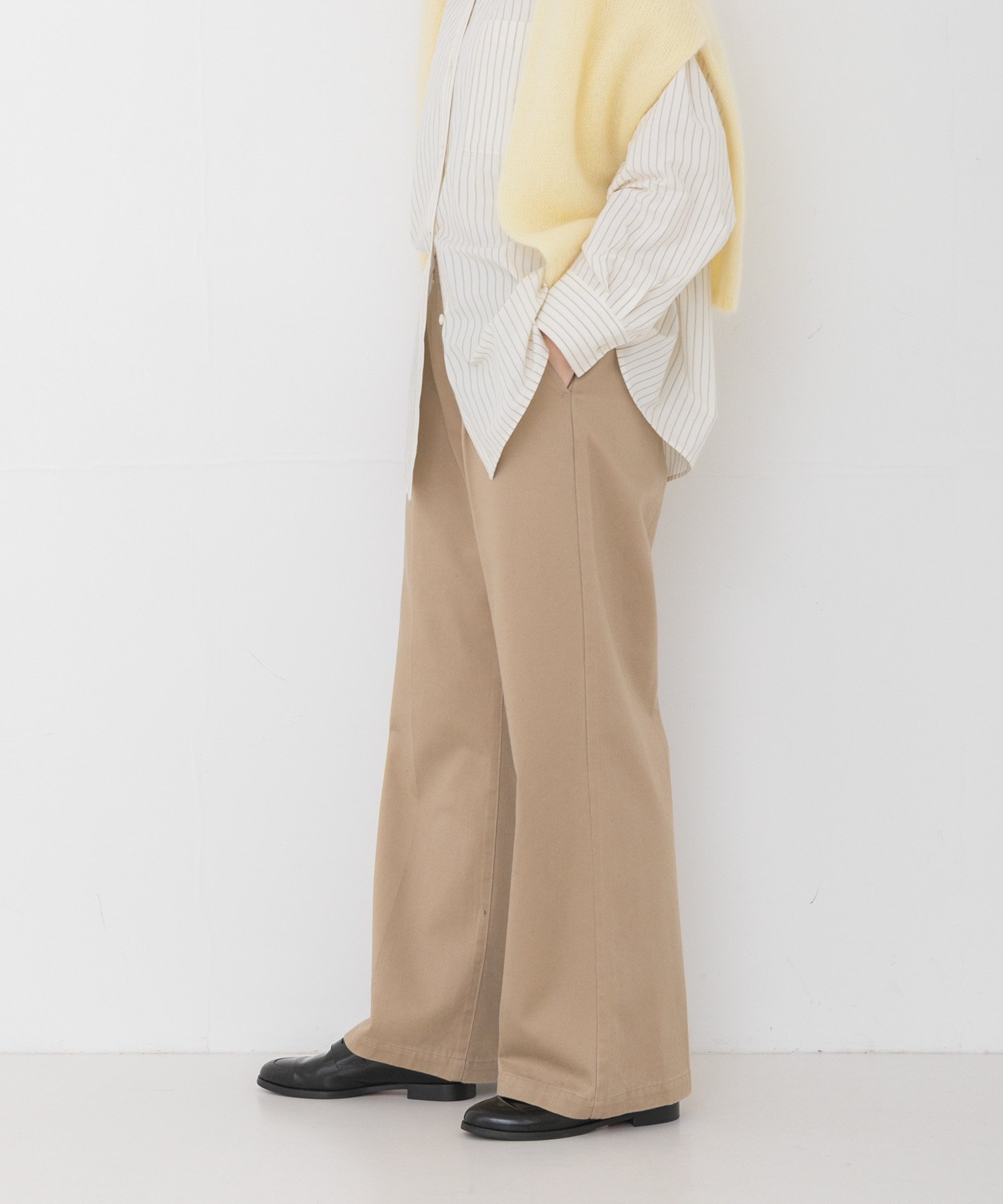URBAN RESEARCH 『3サイズ展開』コットンサテンストレートパンツ アーバンリサーチ パンツ その他のパンツ カーキグリーン ベージュ【送料無料】
