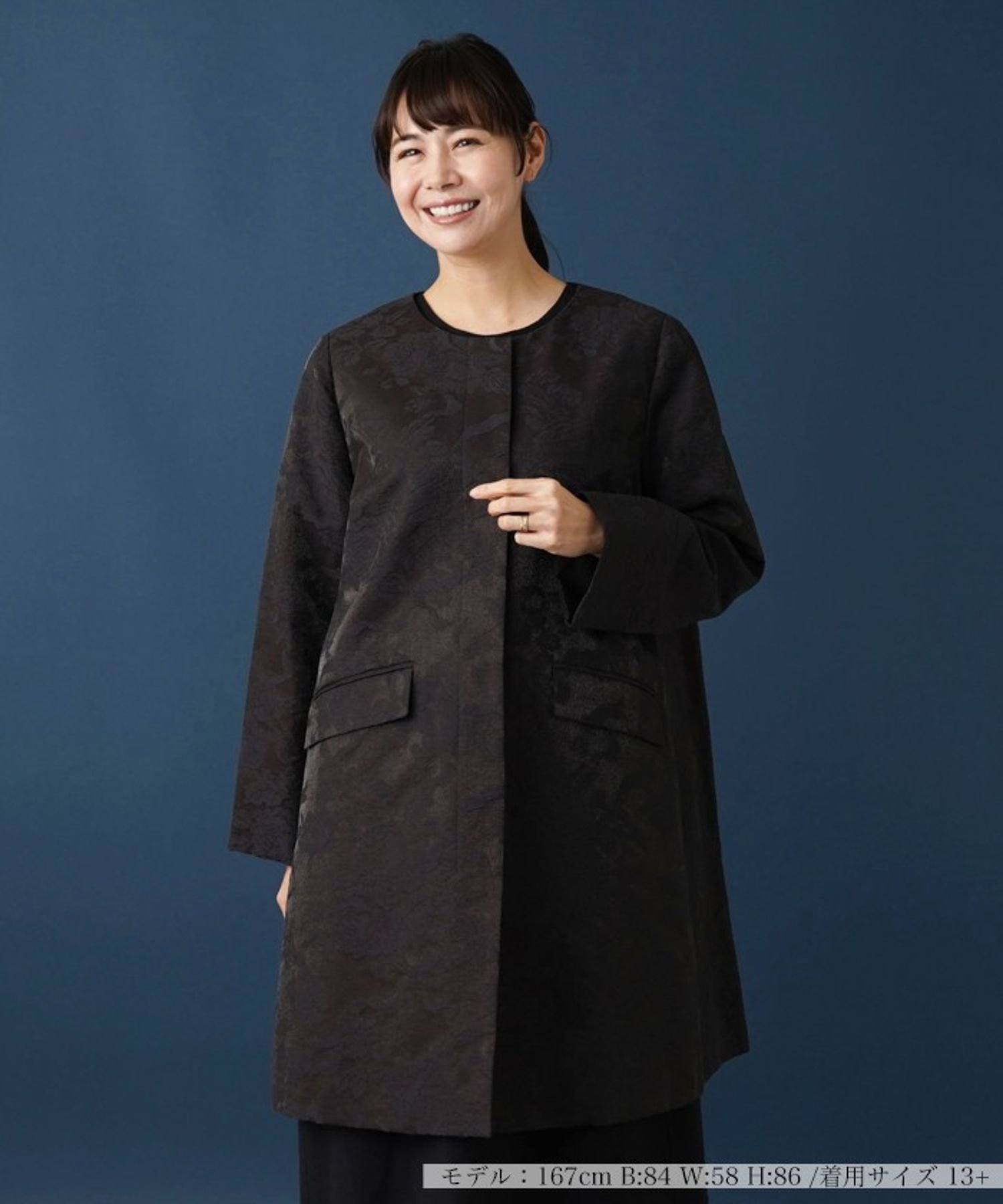 Leilian PLUS HOUSE ノーカラーコート【プラス企画】 レリアン プラスハウス ジャケット・アウター ステンカラーコート ブラック ホワイト