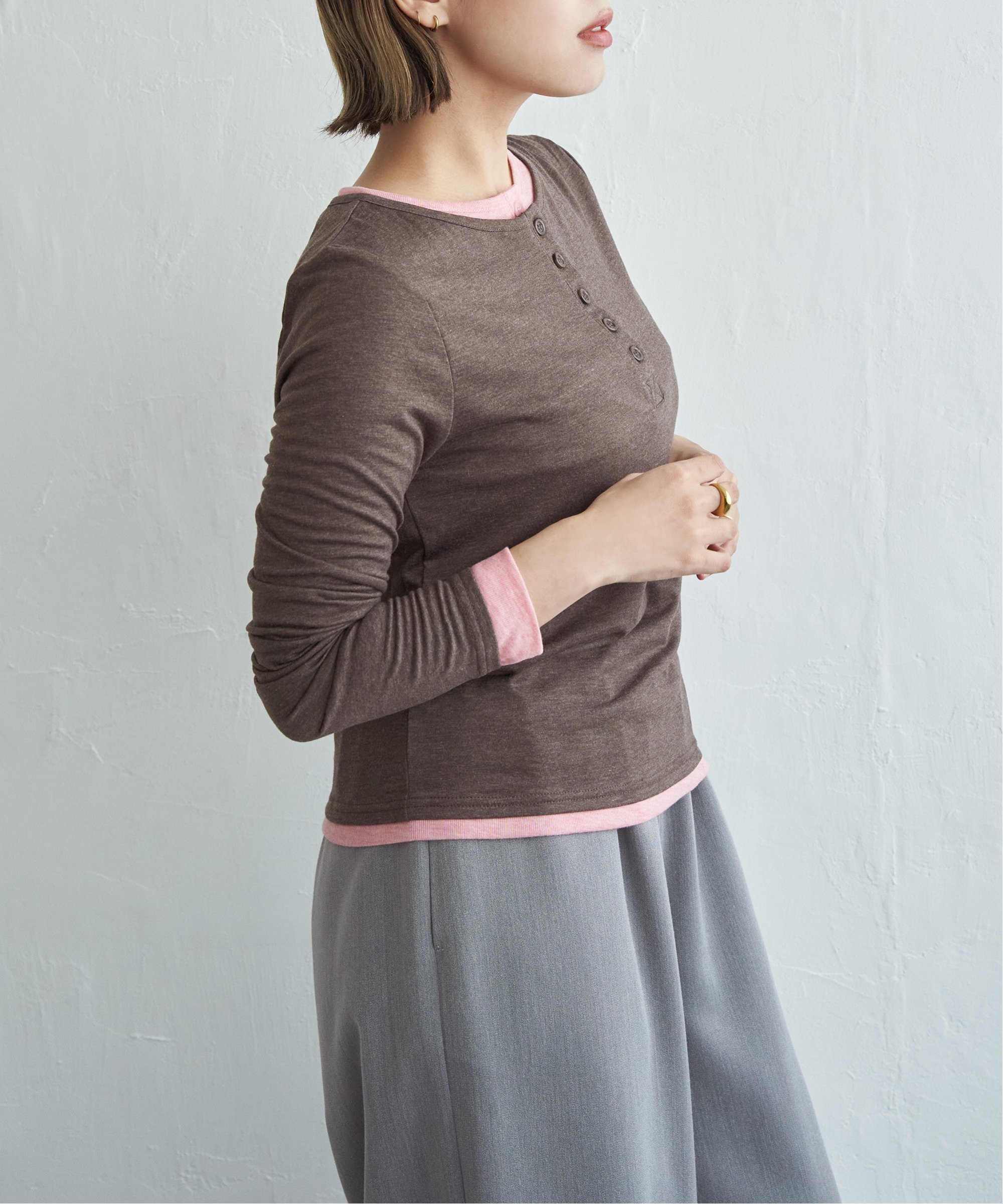 notch. 配色ヘンリーネックプルオーバー ノッチ トップス カットソー・Tシャツ ブラウン グレー【送料無料】