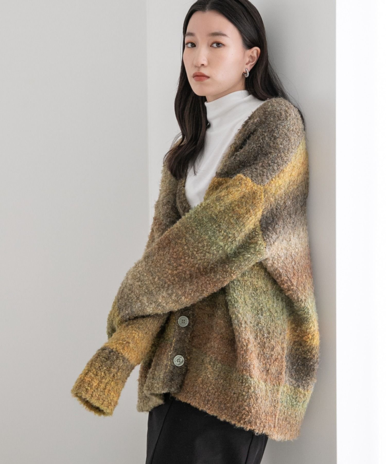 【SALE／50%OFF】LOWRYS FARM (W)グラデーションCDLS ローリーズファーム トップス カーディガン イエロー ピンク グレーのサムネイル