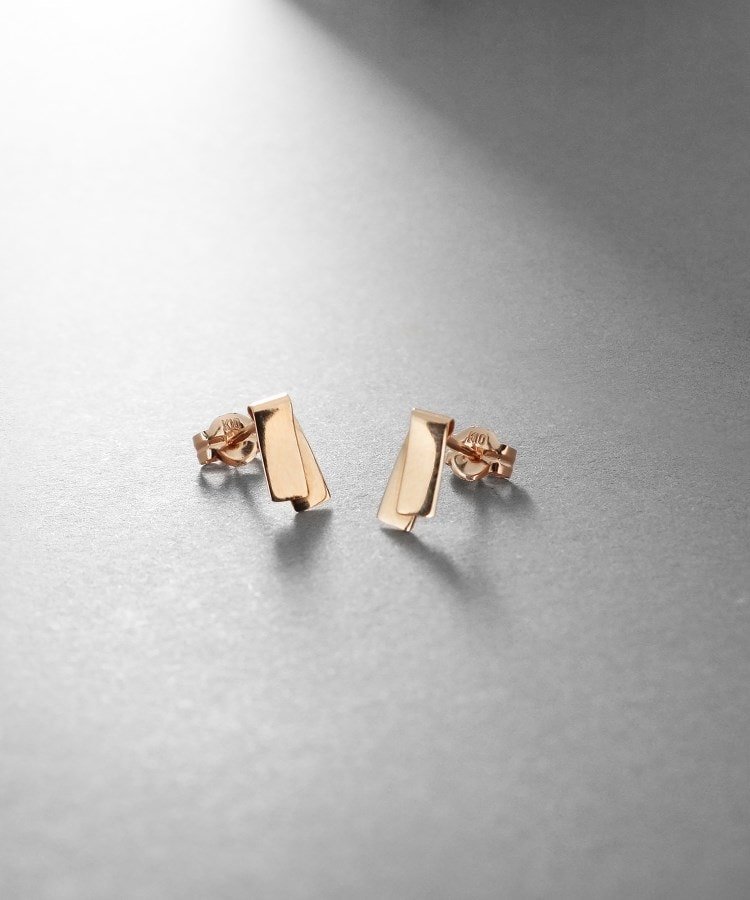 COCOSHNIK ONKITSCH K10フラップリボンピアス ココシュニック オンキッチュ アクセサリー・腕時計 ピアス ゴールド【送料無料】