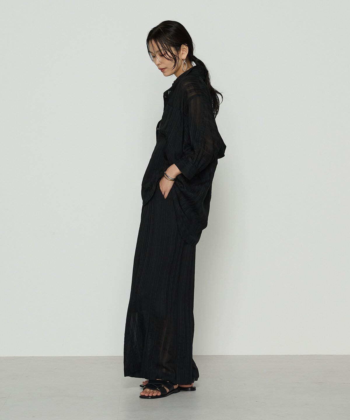 Gabardine K.T + [ +サイズ ] ジャカードボーダー 身幅たっぷりシャツ コムサ トップス シャツ・ブラウス ブラック【送料無料】