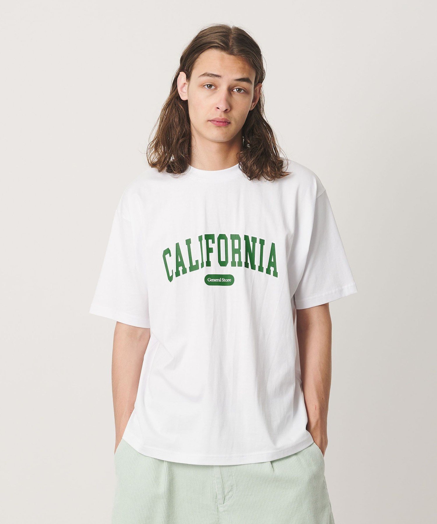.＞CALIFORNIA ロゴ Tシャツ ビューティー＆ユース ユナイテッドアローズ トップス カットソー・Tシャツ ホワイト グレー