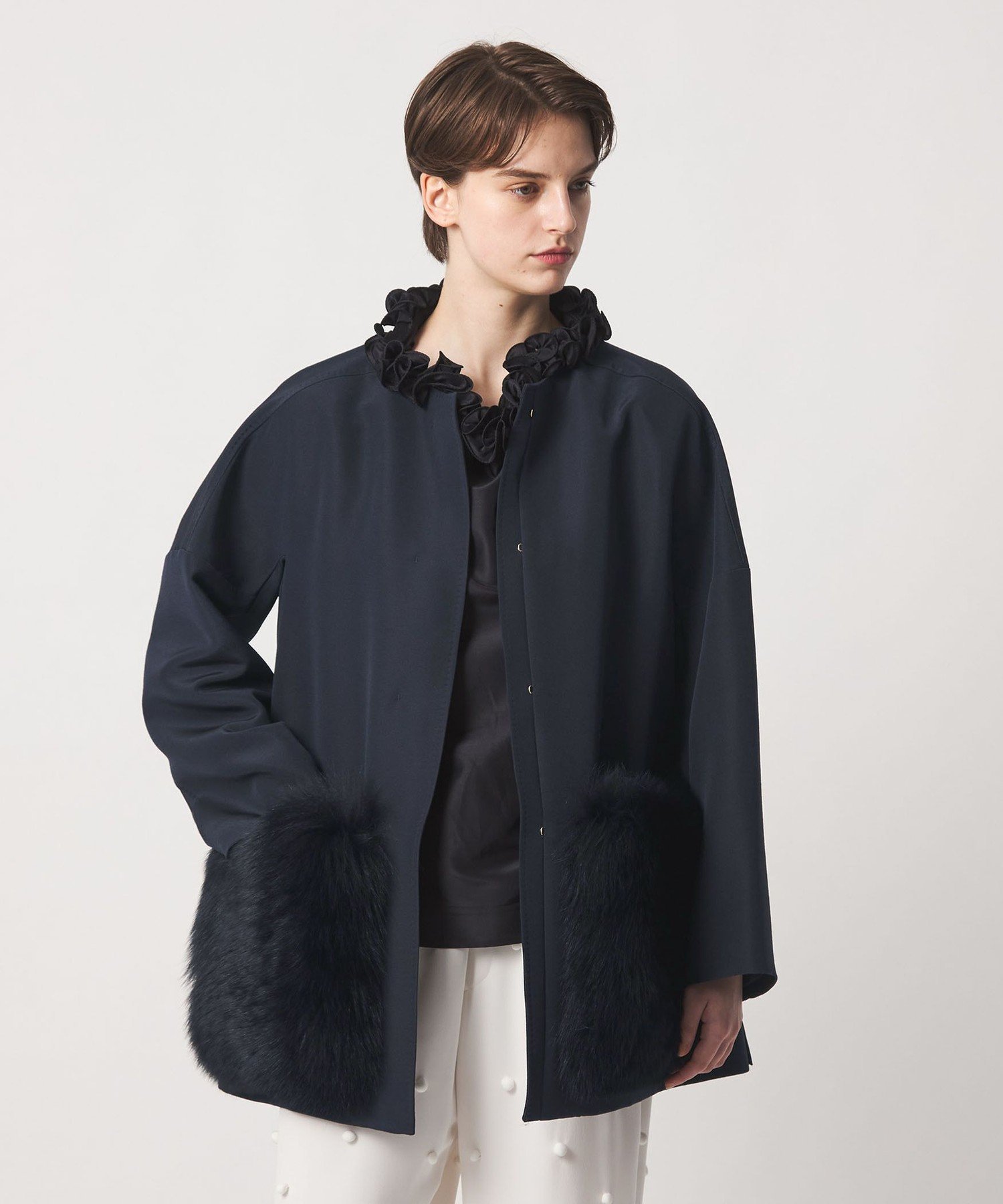 FALL1 ファーポケットノーカラーコート ドゥロワー ジャケット・アウター ノーカラージャケット ネイビー