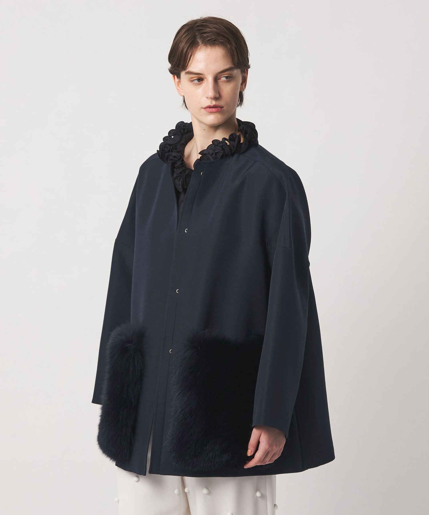 FALL1 ファーポケットノーカラーコート ドゥロワー ジャケット・アウター ノーカラージャケット ネイビー
